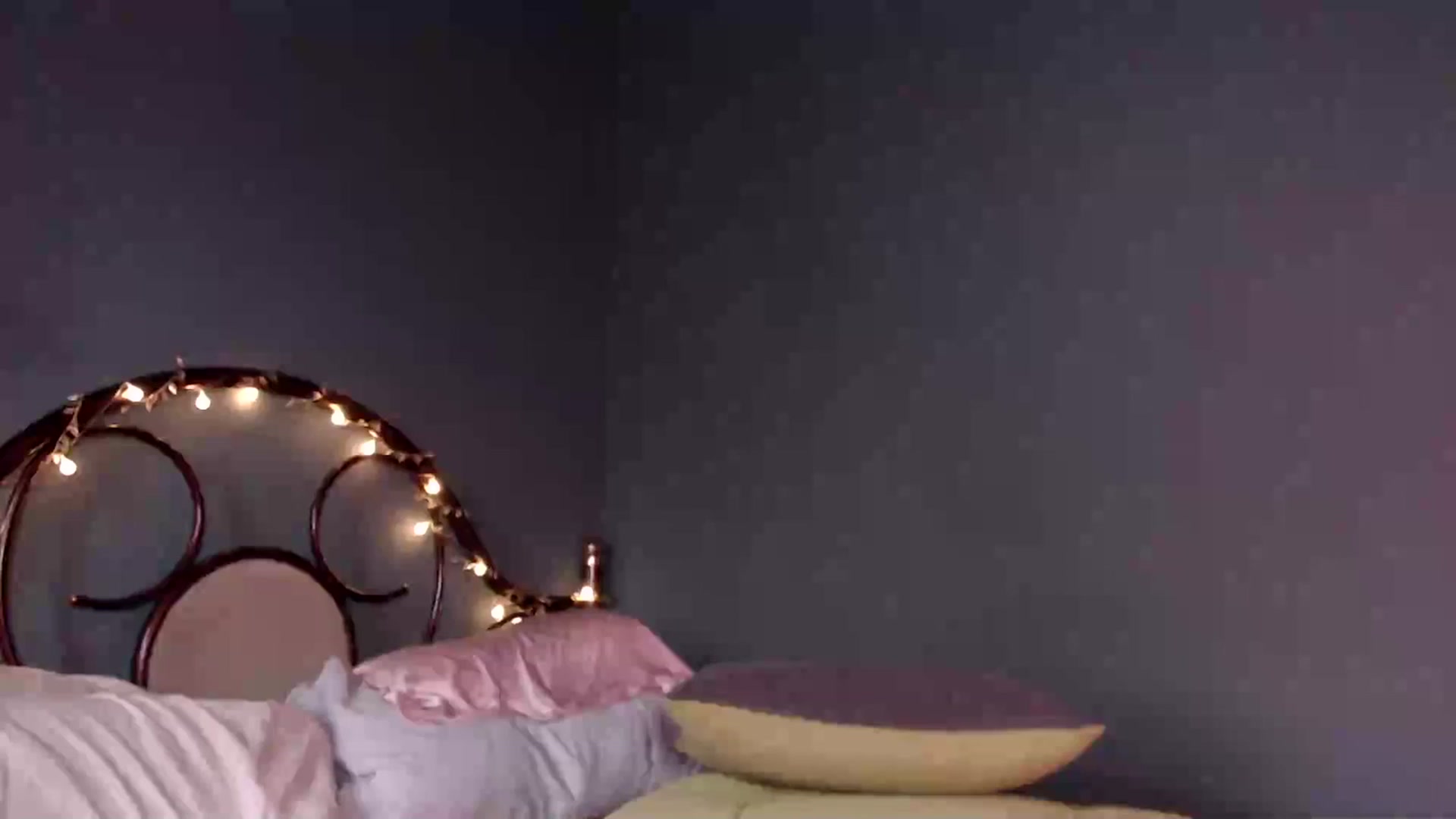 Gallery image thumbnail from Wow__kelly's myfreecams stream on, 12/07/2025, 13:25 image 11 of 20