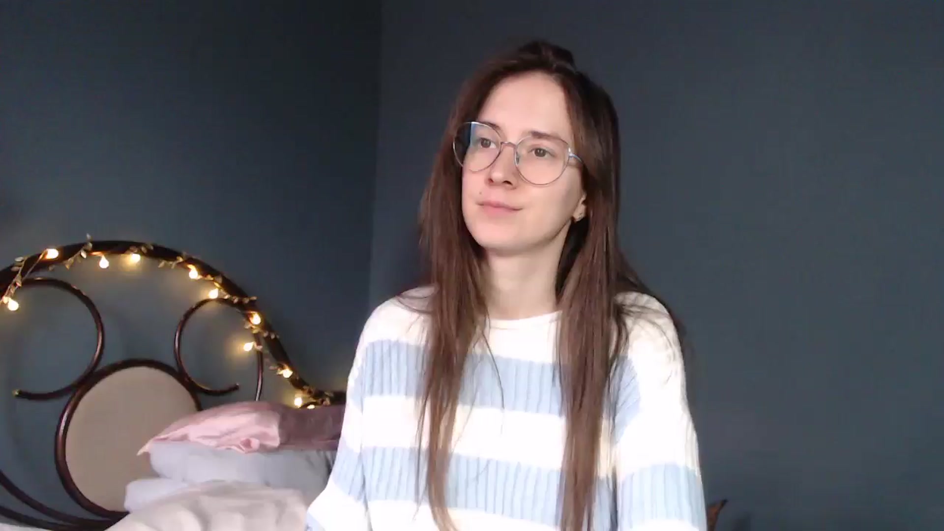 Gallery image thumbnail from Wow__kelly's myfreecams stream on, 12/08/2025, 10:52 image 2 of 20