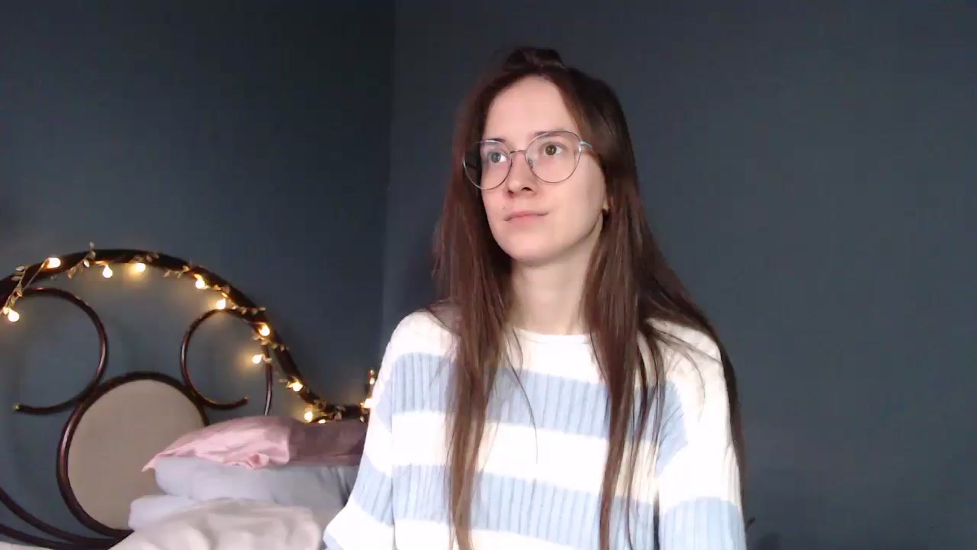 Gallery image thumbnail from Wow__kelly's myfreecams stream on, 12/08/2025, 10:52 image 3 of 20