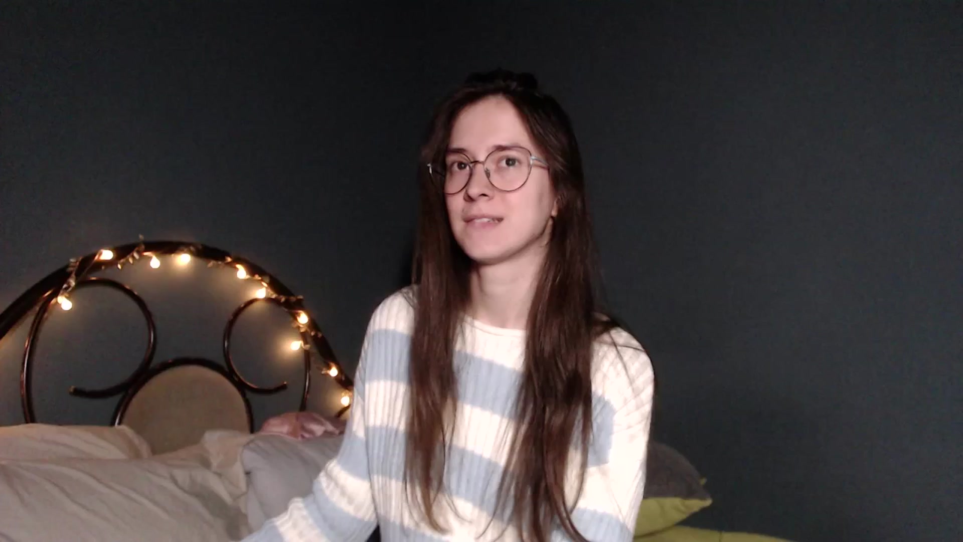 Gallery image thumbnail from Wow__kelly's myfreecams stream on, 12/12/2025, 18:31 image 16 of 20