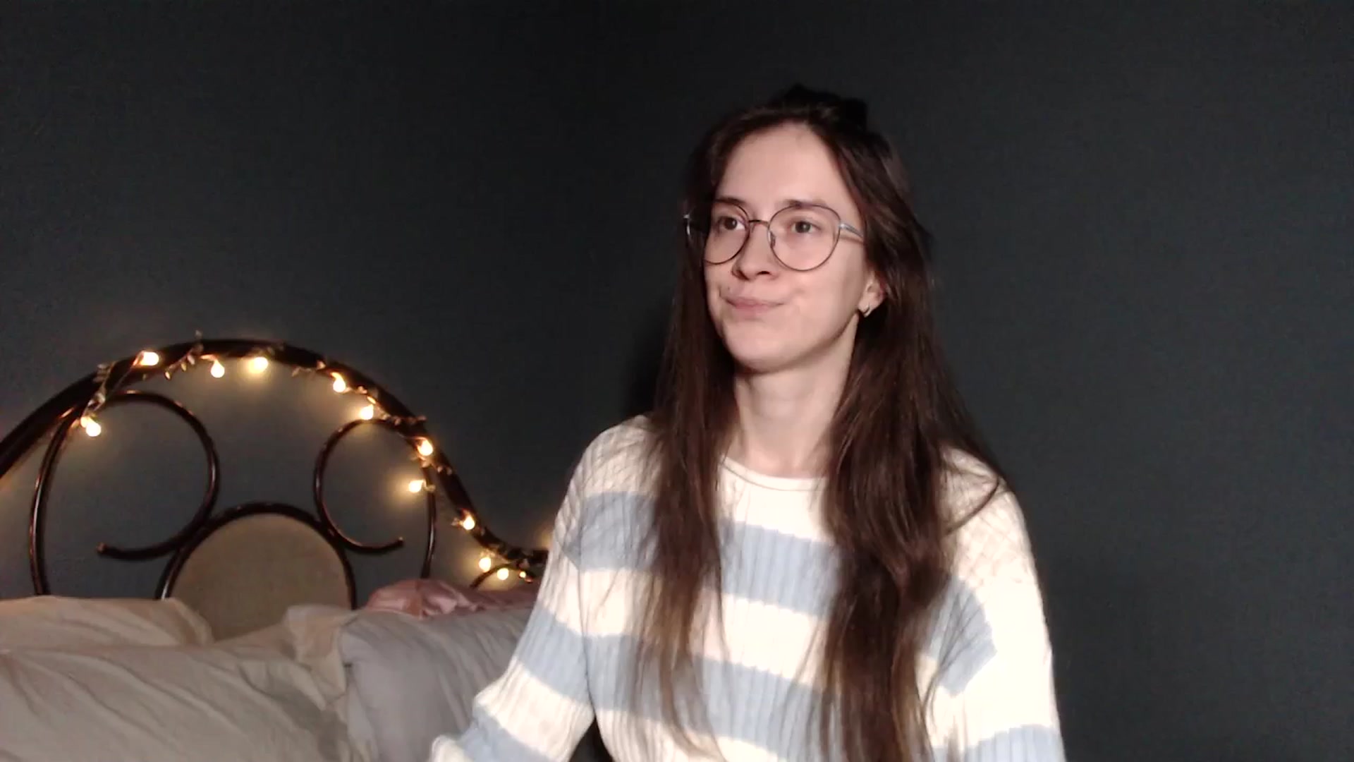Gallery image thumbnail from Wow__kelly's myfreecams stream on, 12/12/2025, 18:31 image 5 of 20
