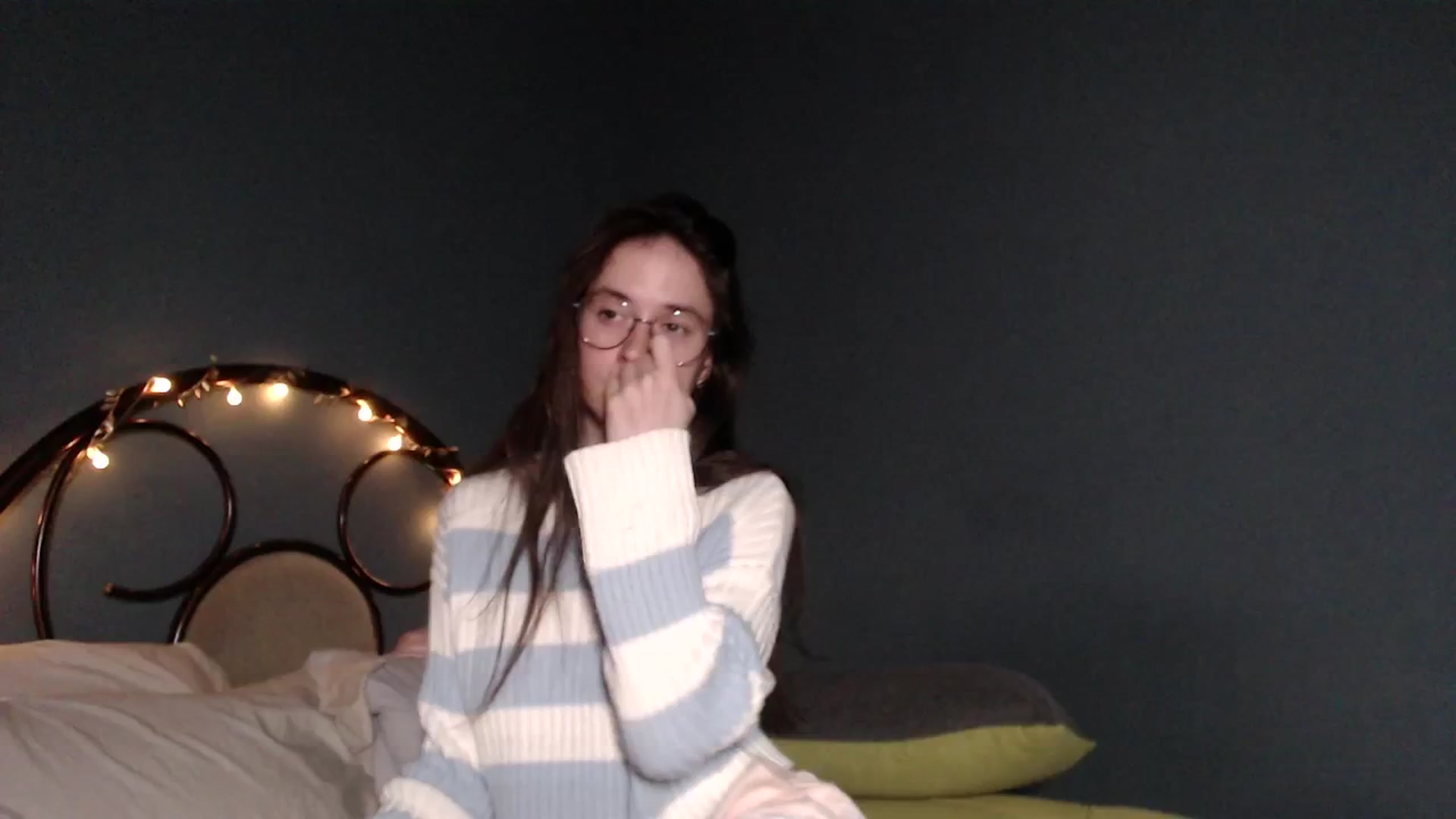 Gallery image thumbnail from Wow__kelly's myfreecams stream on, 12/12/2025, 18:31 image 19 of 20