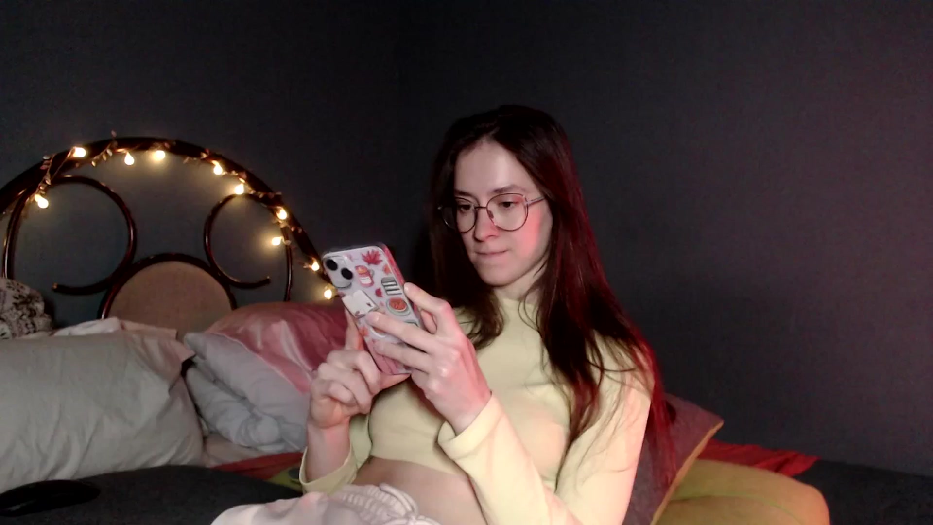 Gallery image thumbnail from Wow__kelly's myfreecams stream on, 12/13/2025, 15:22 image 18 of 20