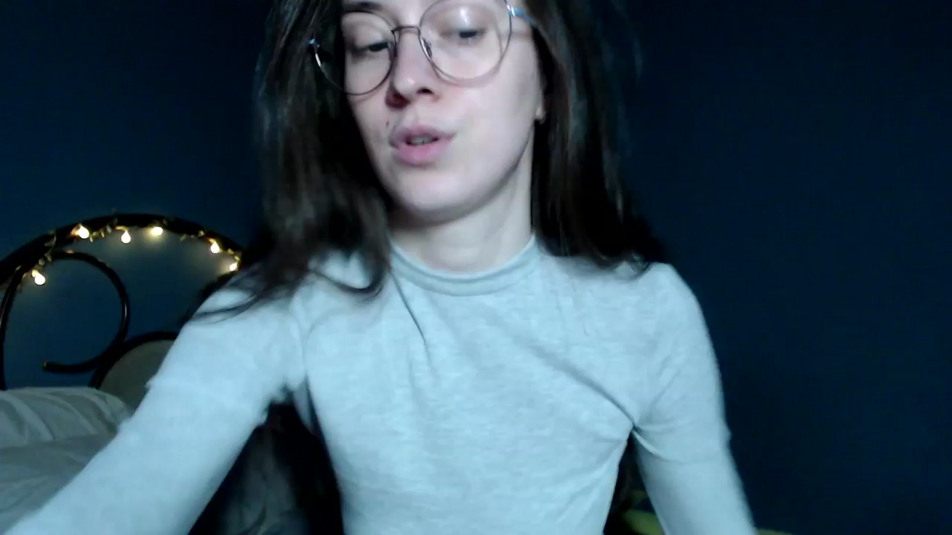Gallery image thumbnail from Wow__kelly's myfreecams stream on, 12/14/2025, 17:24 image 16 of 20