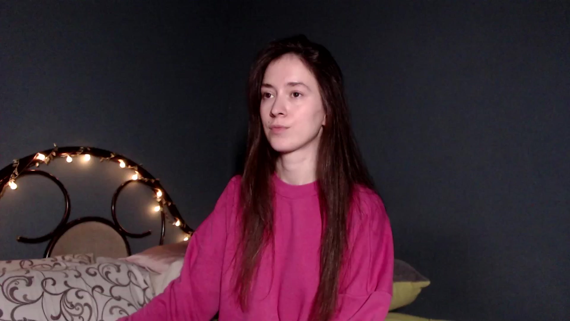 Gallery image thumbnail from Wow__kelly's myfreecams stream on, 12/21/2025, 16:40 image 1 of 20