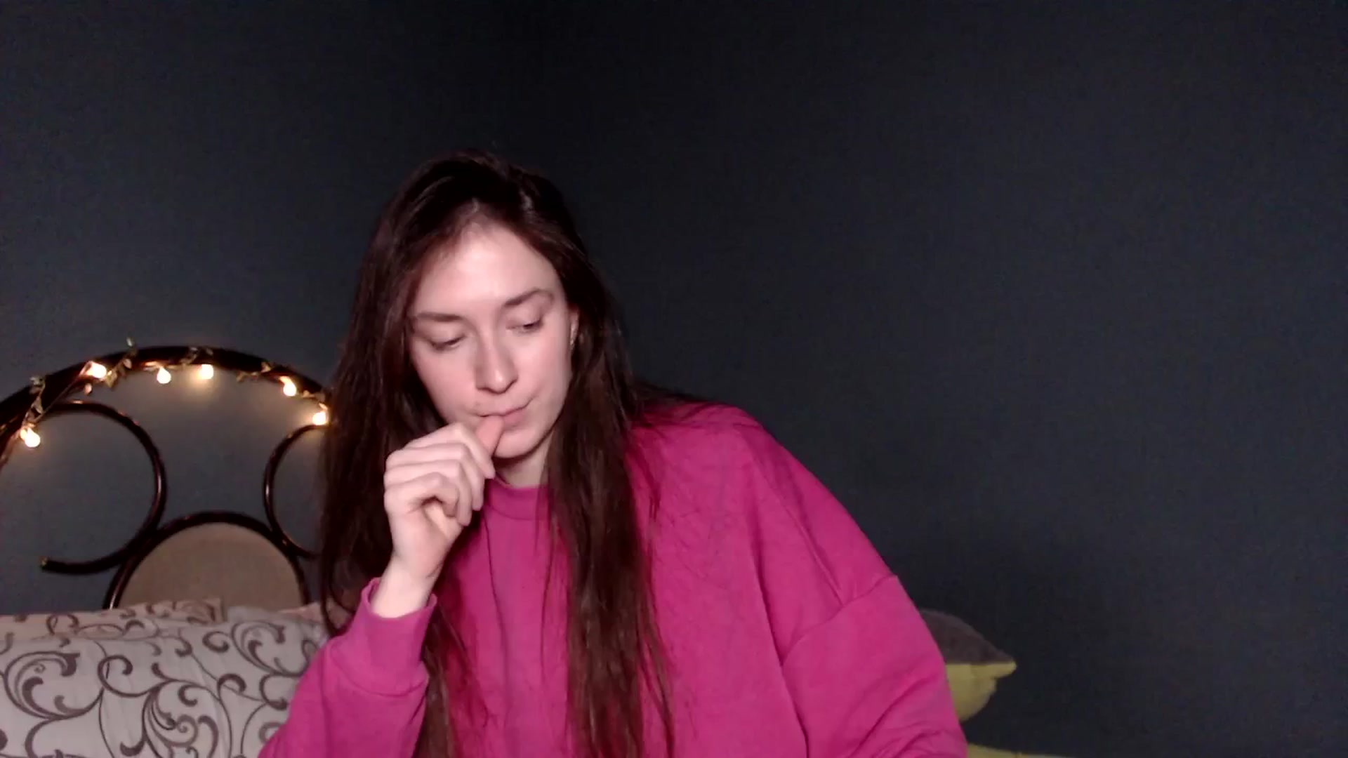Gallery image thumbnail from Wow__kelly's myfreecams stream on, 12/21/2025, 16:40 image 8 of 20