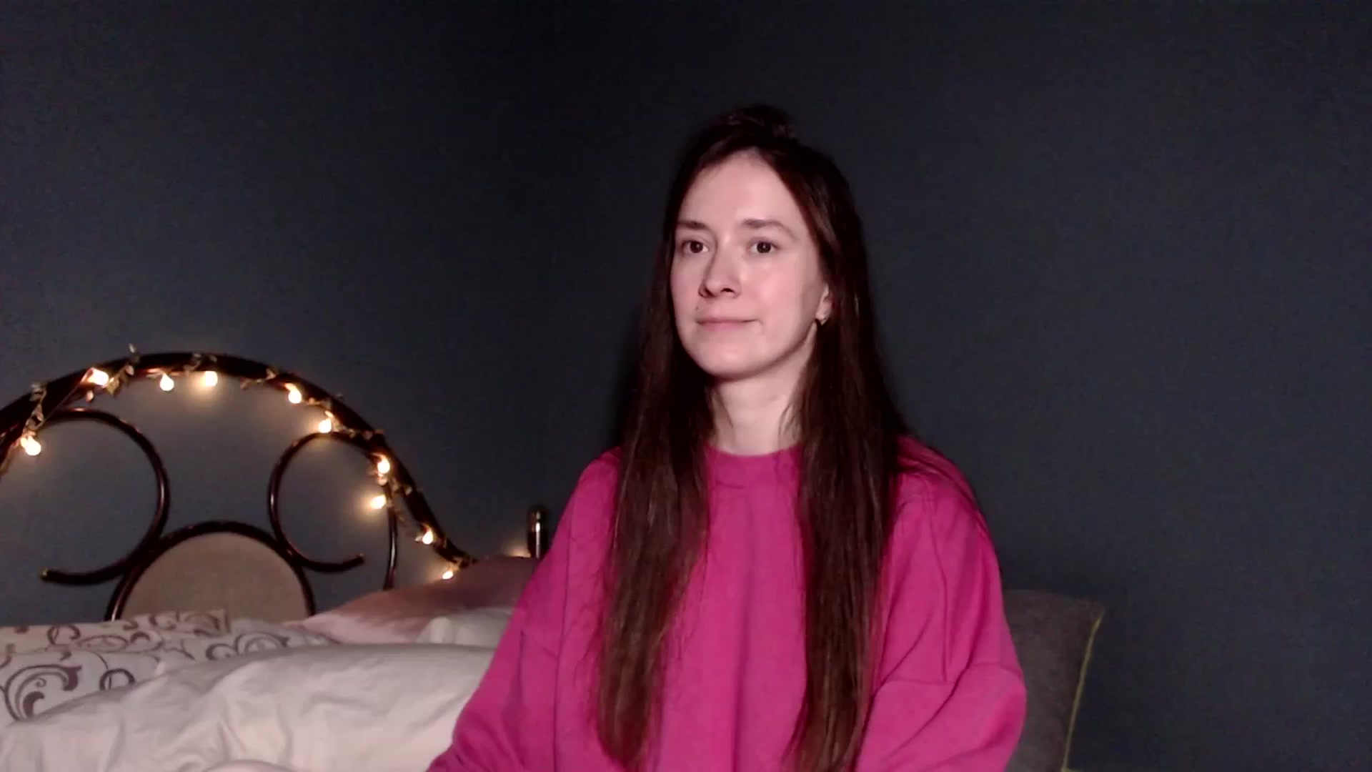 Gallery image thumbnail from Wow__kelly's myfreecams stream on, 12/21/2025, 16:40 image 19 of 20