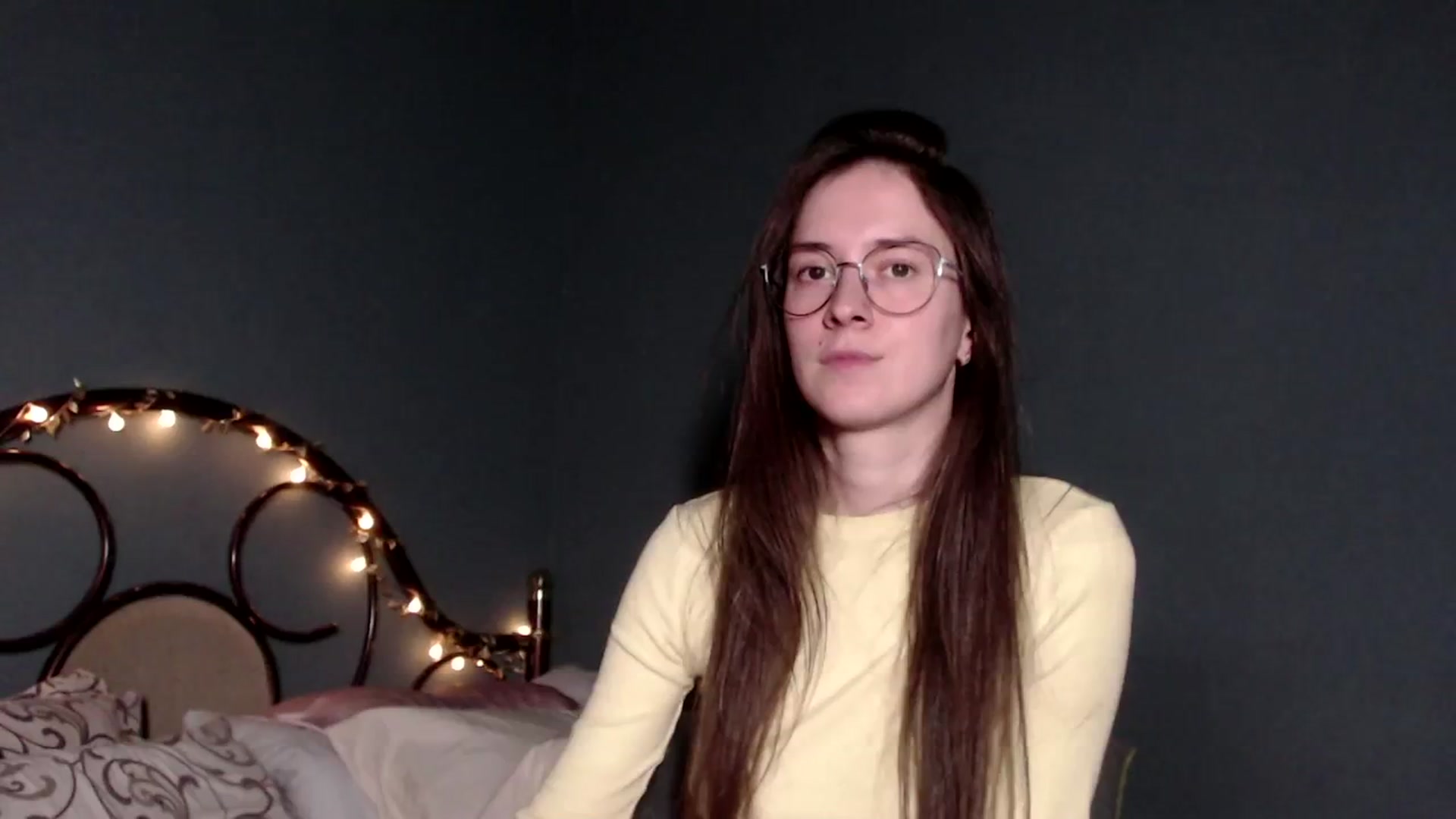 Gallery image thumbnail from Wow__kelly's myfreecams stream on, 12/22/2025, 17:04 image 12 of 20