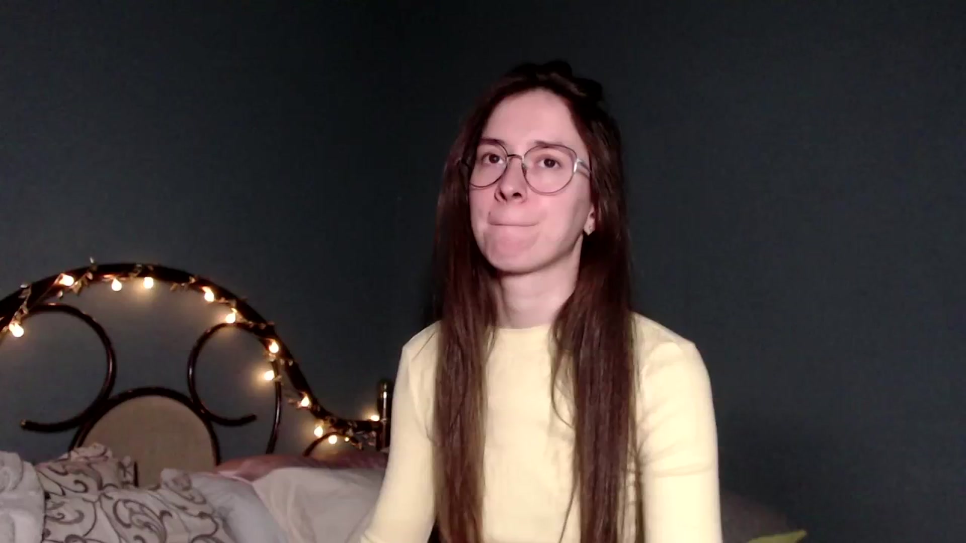 Gallery image thumbnail from Wow__kelly's myfreecams stream on, 12/22/2025, 17:04 image 1 of 20