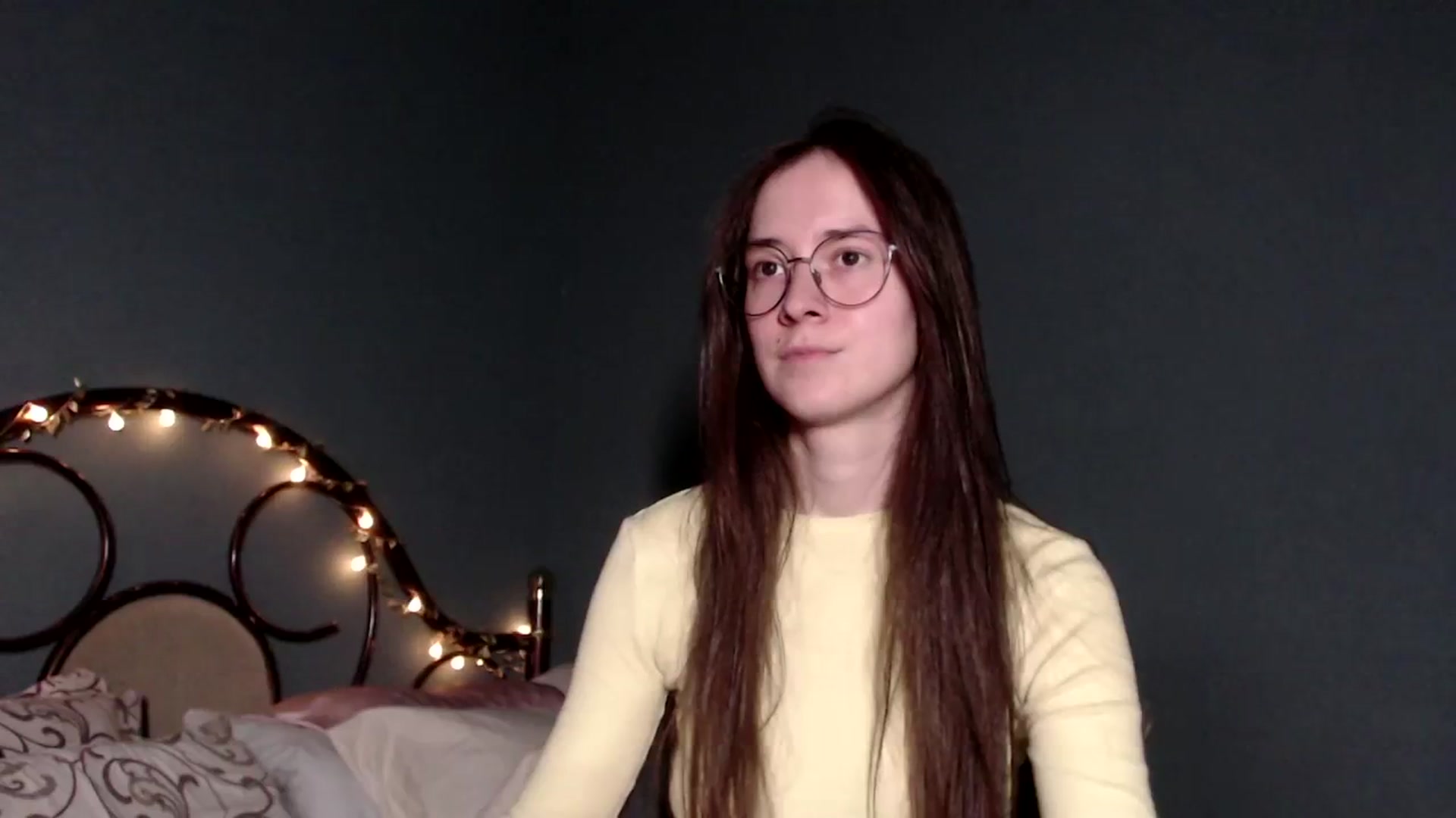 Gallery image thumbnail from Wow__kelly's myfreecams stream on, 12/22/2025, 17:04 image 6 of 20