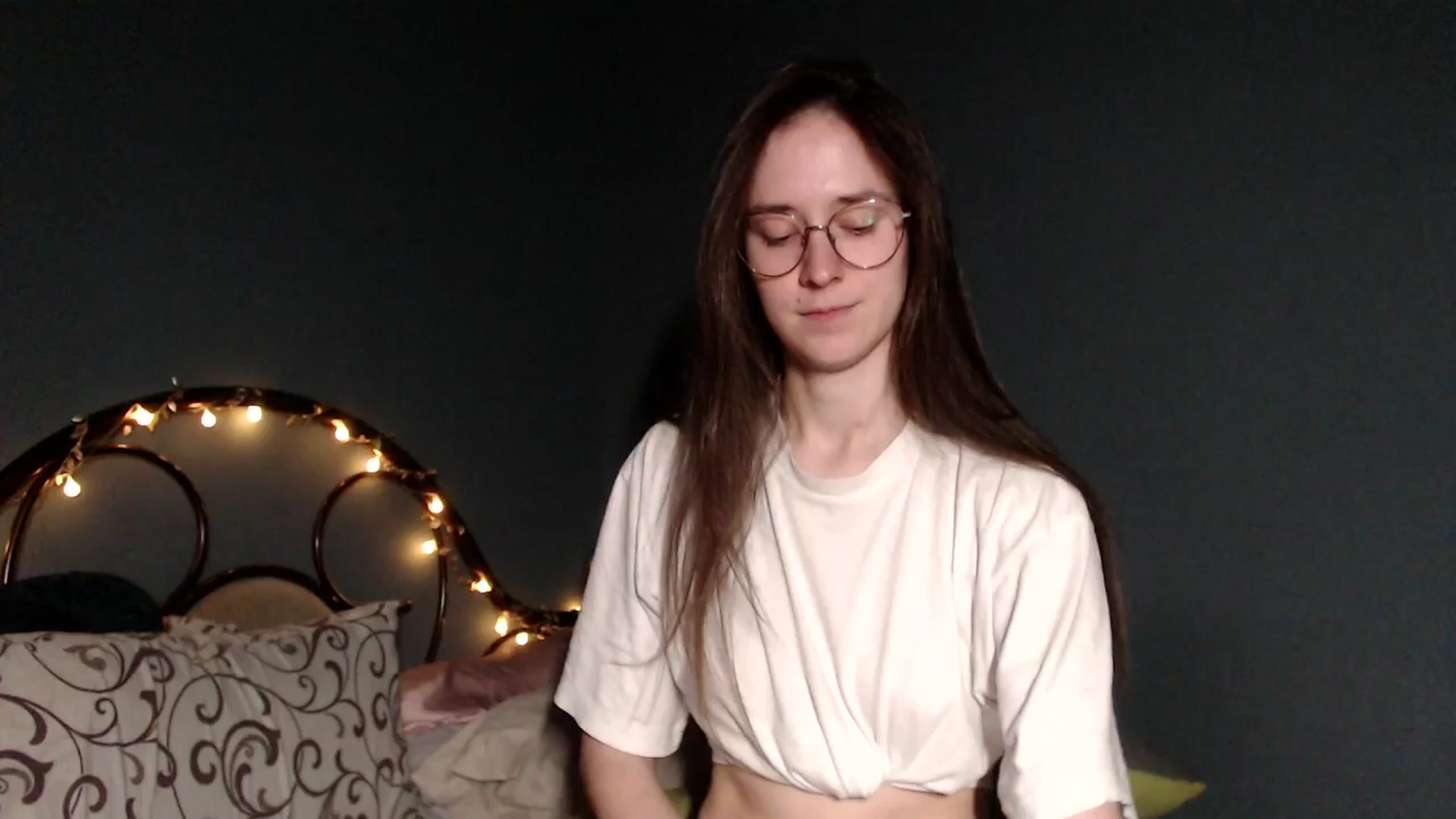 Gallery image thumbnail from Wow__kelly's myfreecams stream on, 12/29/2025, 16:36 image 9 of 20