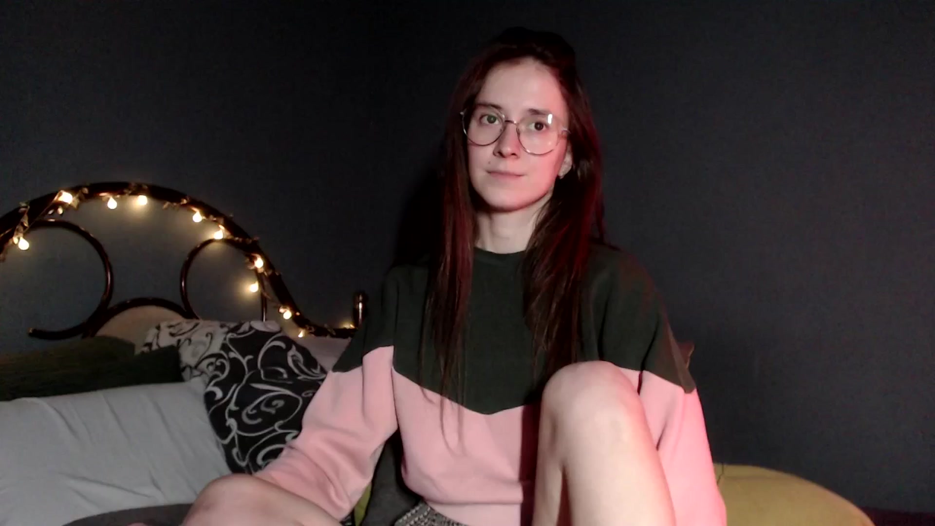Gallery image thumbnail from Wow__kelly's myfreecams stream on, 01/04/2026, 17:22 image 4 of 20