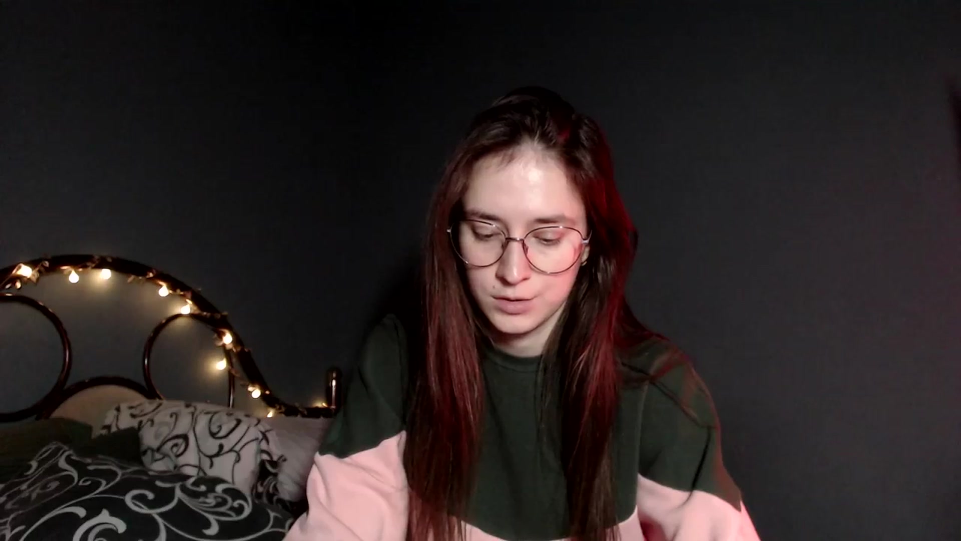 Gallery image thumbnail from Wow__kelly's myfreecams stream on, 01/04/2026, 17:22 image 20 of 20