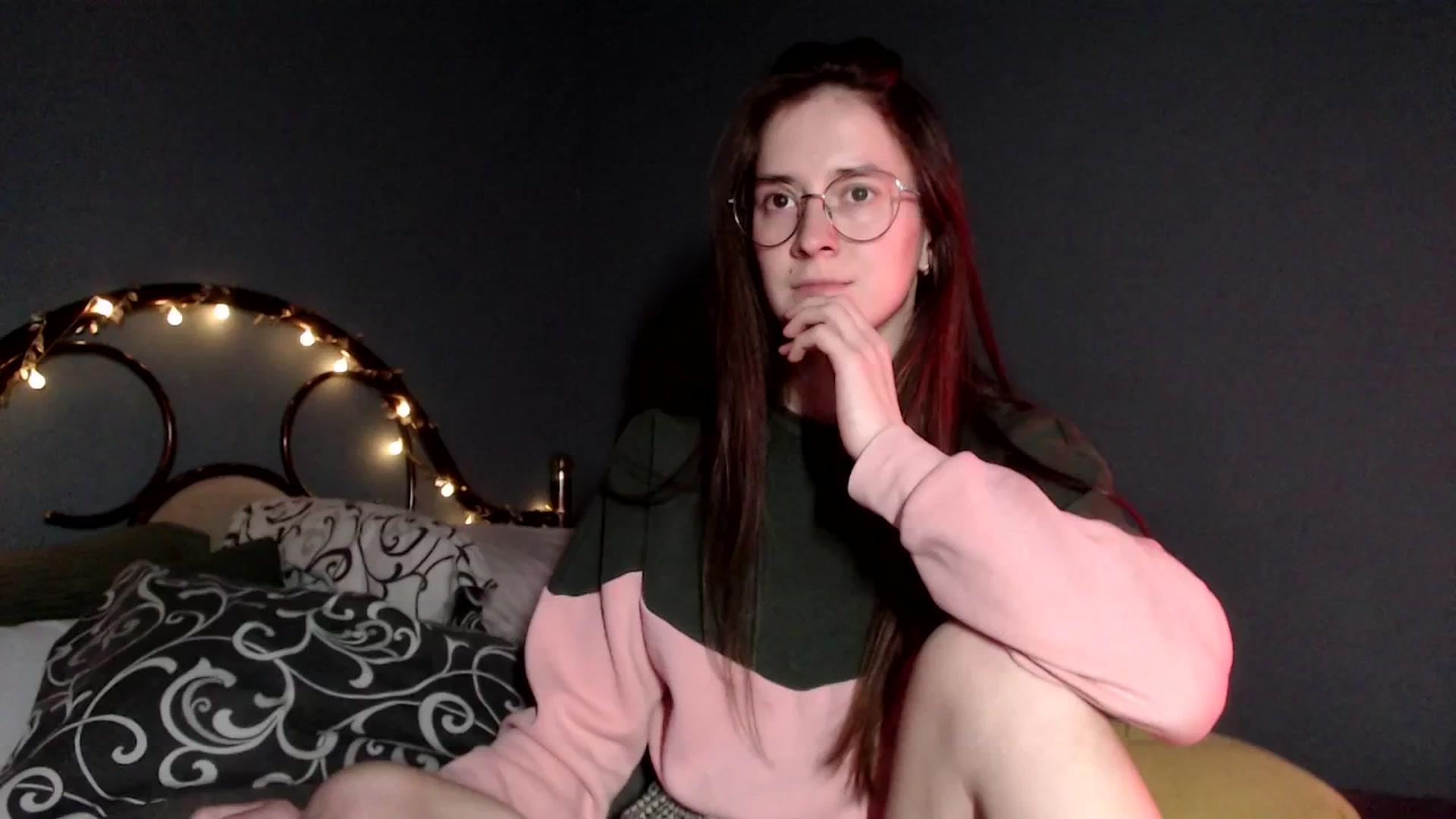 Gallery image thumbnail from Wow__kelly's myfreecams stream on, 01/04/2026, 17:22 image 7 of 20