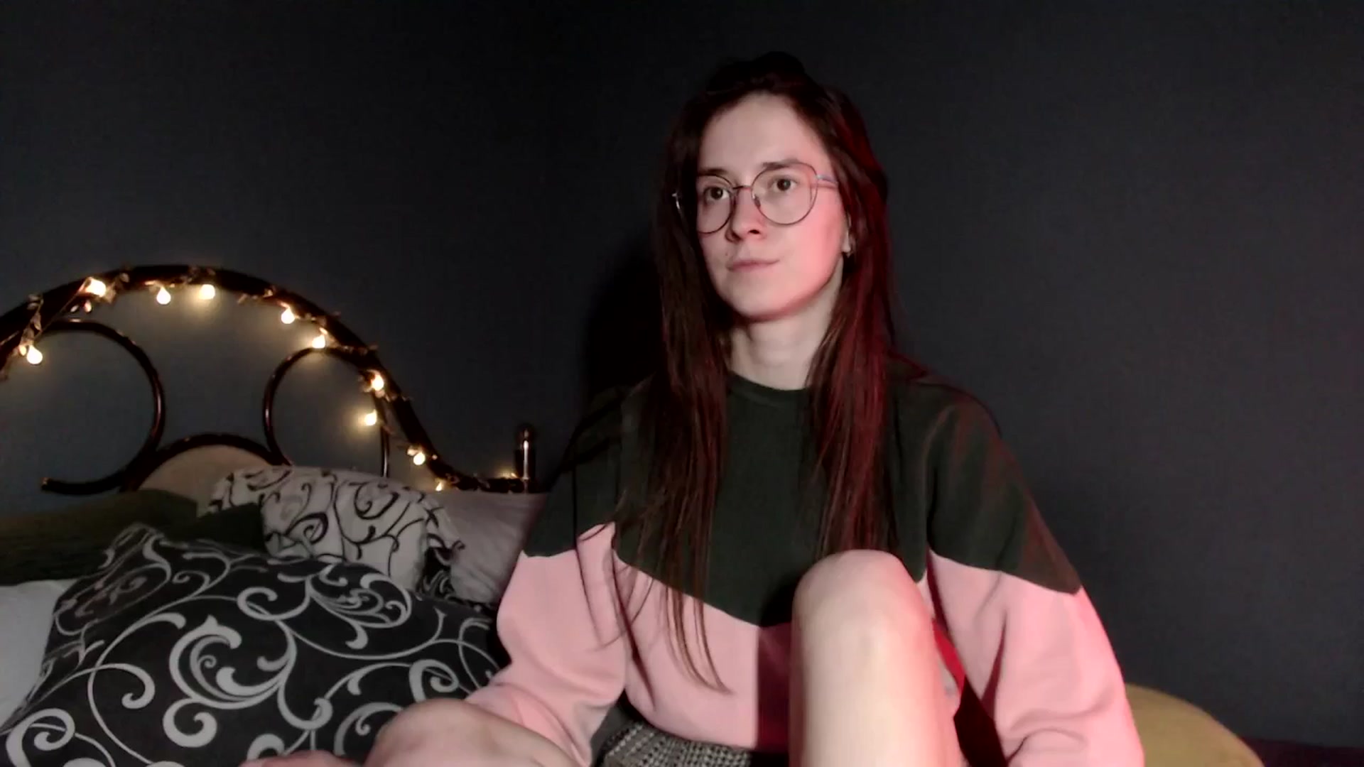 Gallery image thumbnail from Wow__kelly's myfreecams stream on, 01/04/2026, 17:22 image 17 of 20