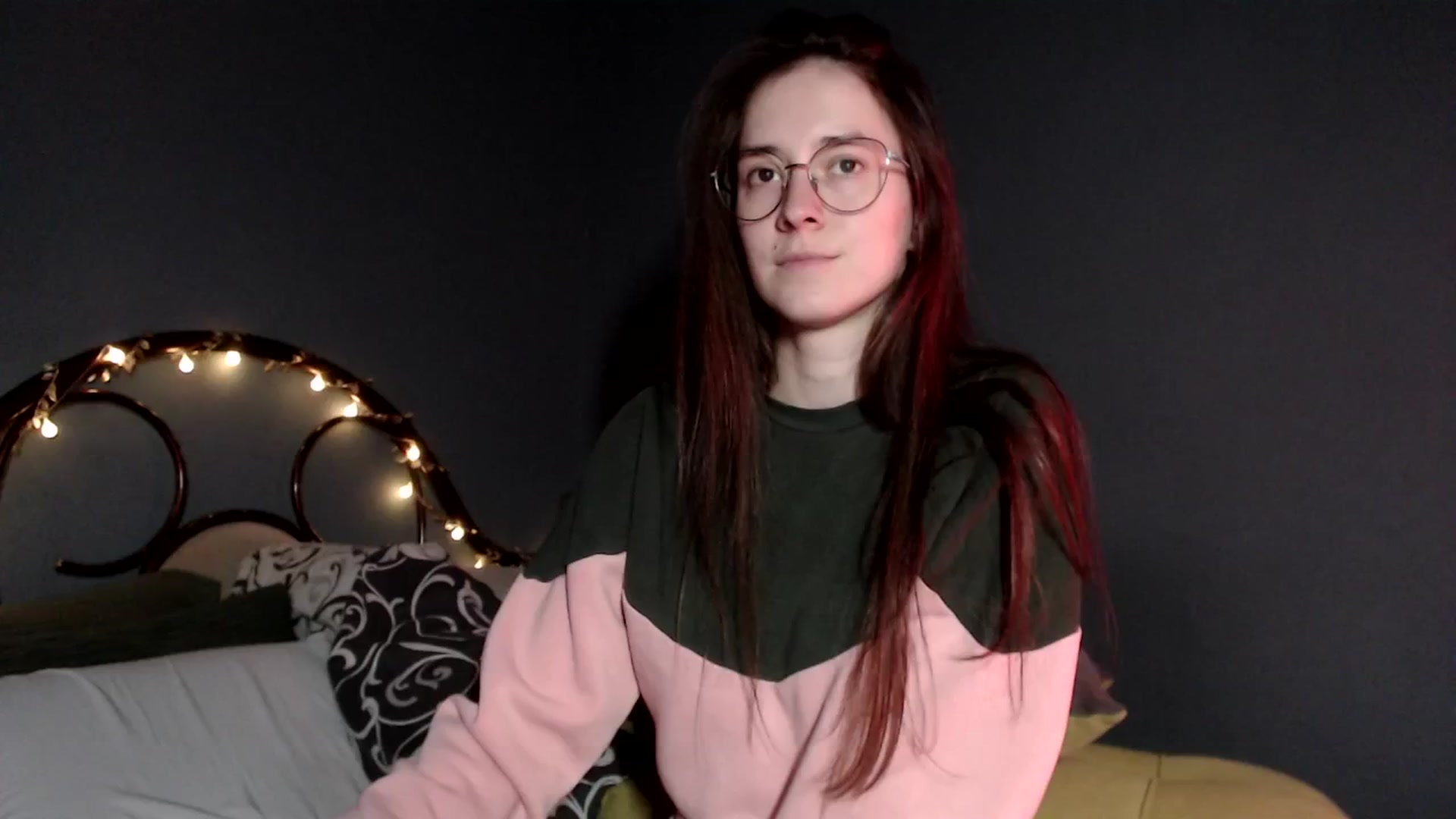 Gallery image thumbnail from Wow__kelly's myfreecams stream on, 01/04/2026, 17:22 image 1 of 20