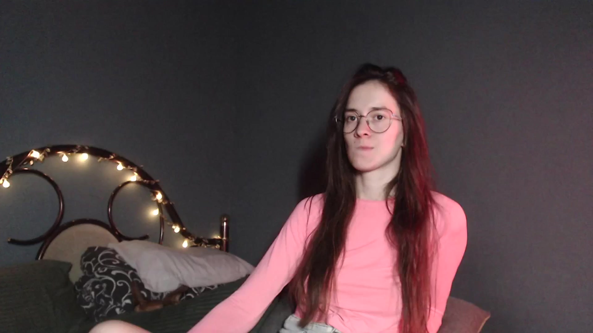 Gallery image thumbnail from Wow__kelly's myfreecams stream on, 01/05/2026, 17:48 image 3 of 20