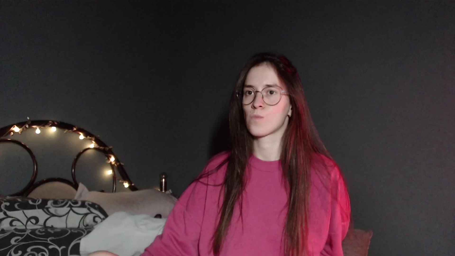 Gallery image thumbnail from Wow__kelly's myfreecams stream on, 01/09/2026, 17:14 image 1 of 20