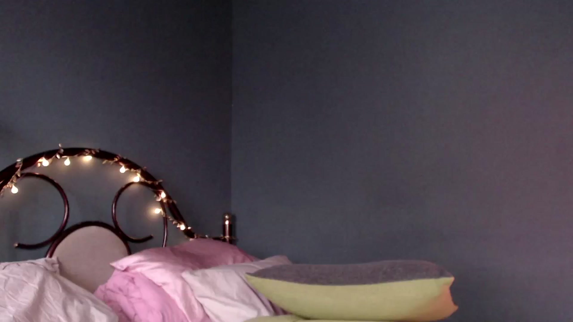Gallery image thumbnail from Wow__kelly's myfreecams stream on, 02/08/2026, 11:50 image 12 of 20