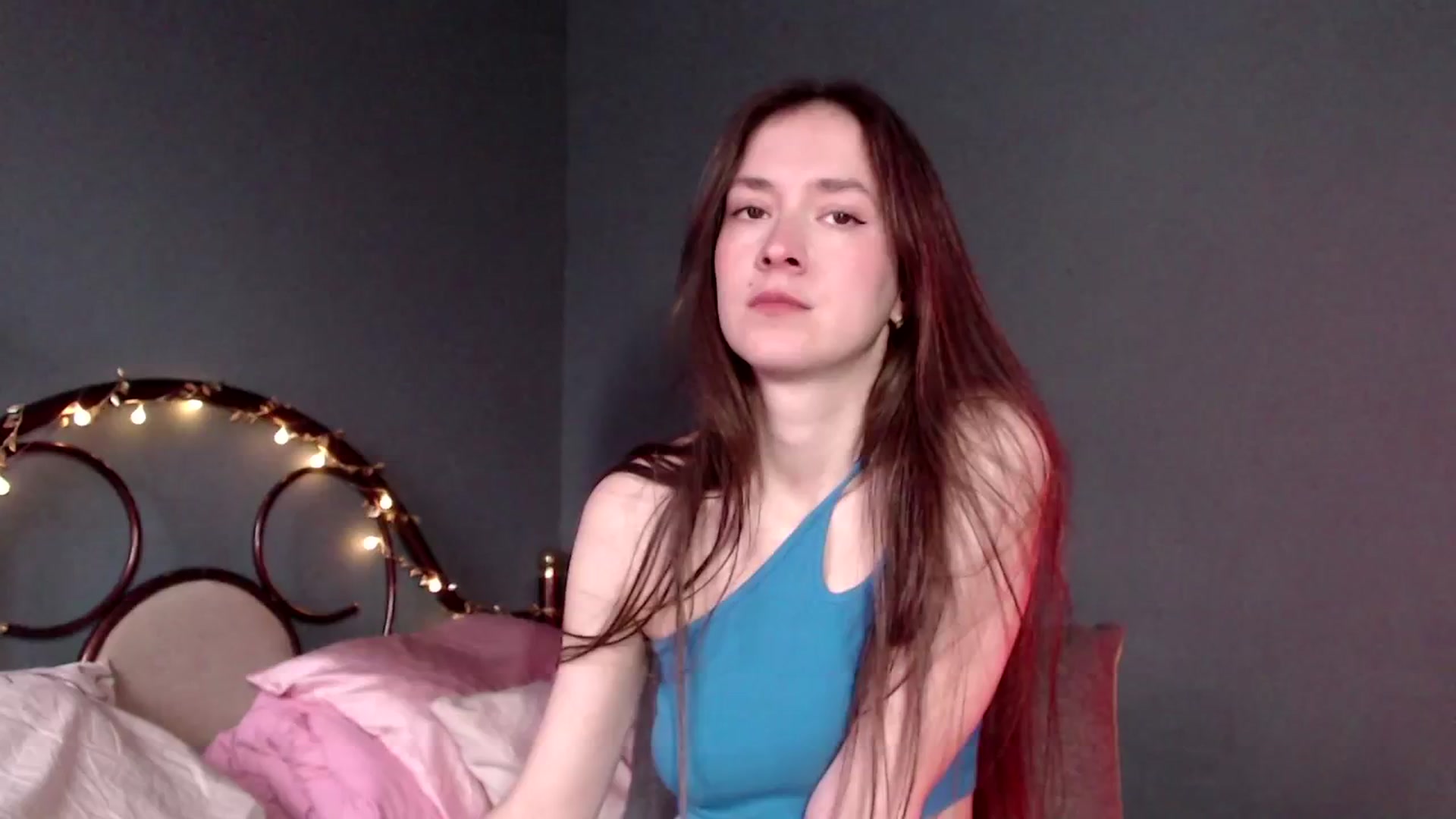 Gallery image thumbnail from Wow__kelly's myfreecams stream on, 02/08/2026, 11:50 image 5 of 20