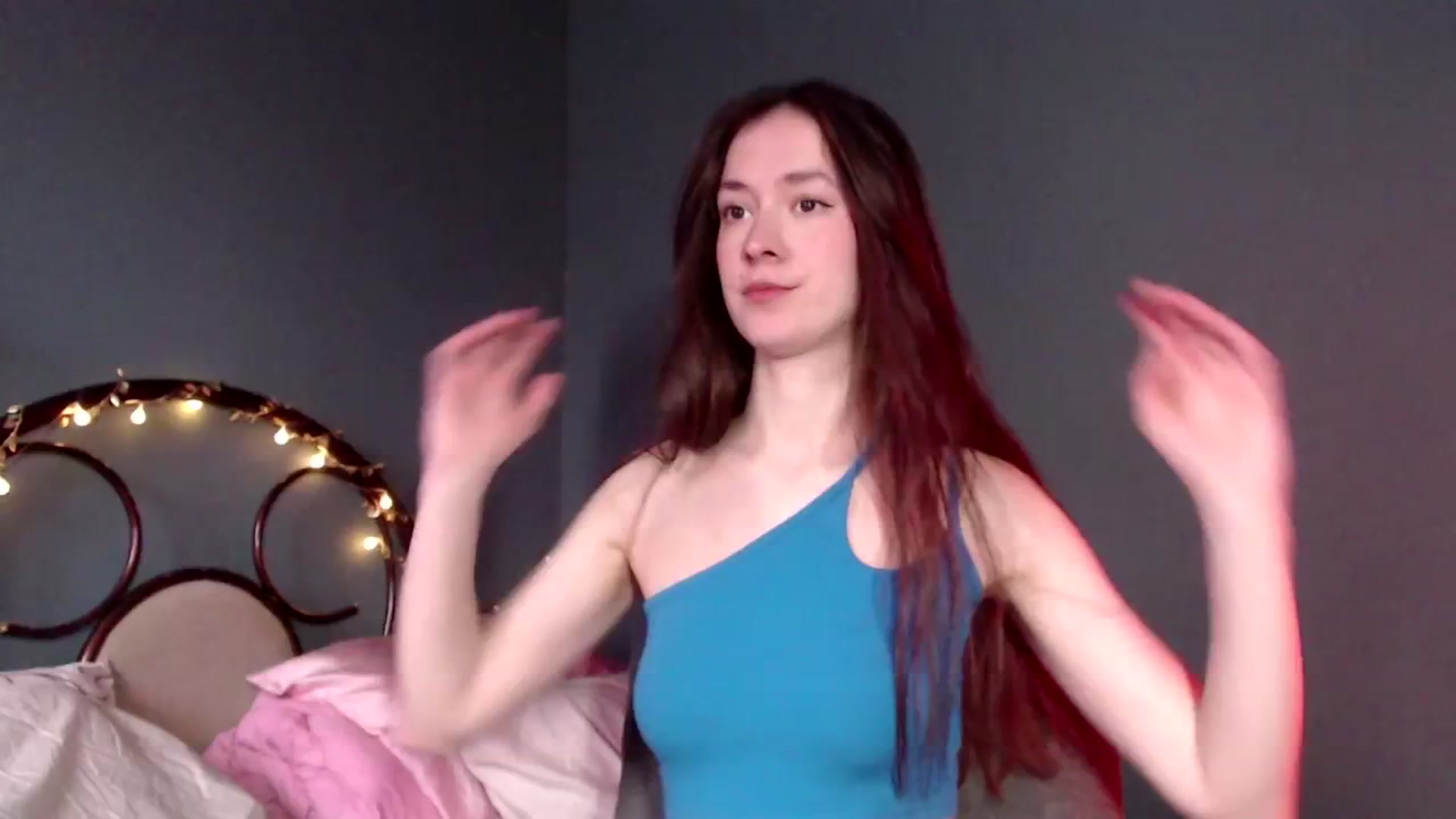 Gallery image thumbnail from Wow__kelly's myfreecams stream on, 02/08/2026, 11:50 image 1 of 20