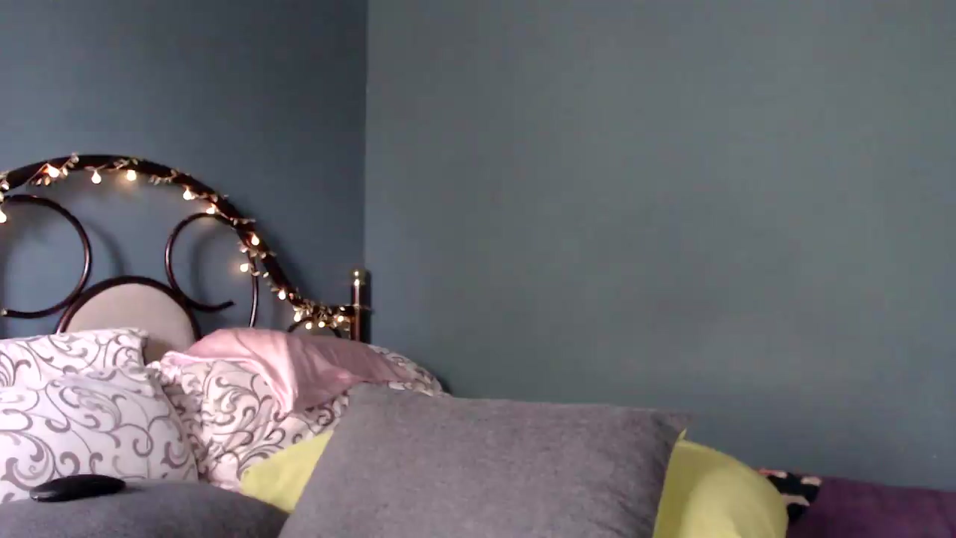 Gallery image thumbnail from Wow__kelly's myfreecams stream on, 08/04/2026, 14:06 image 5 of 20