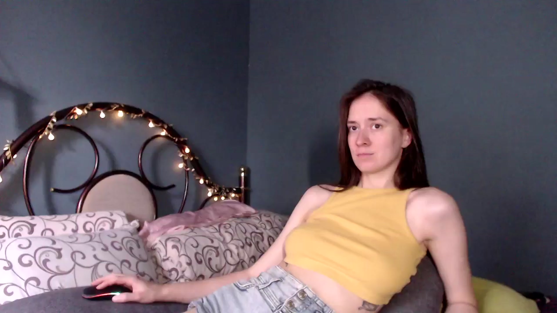 Gallery image thumbnail from Wow__kelly's myfreecams stream on, 08/05/2026, 15:26 image 12 of 20