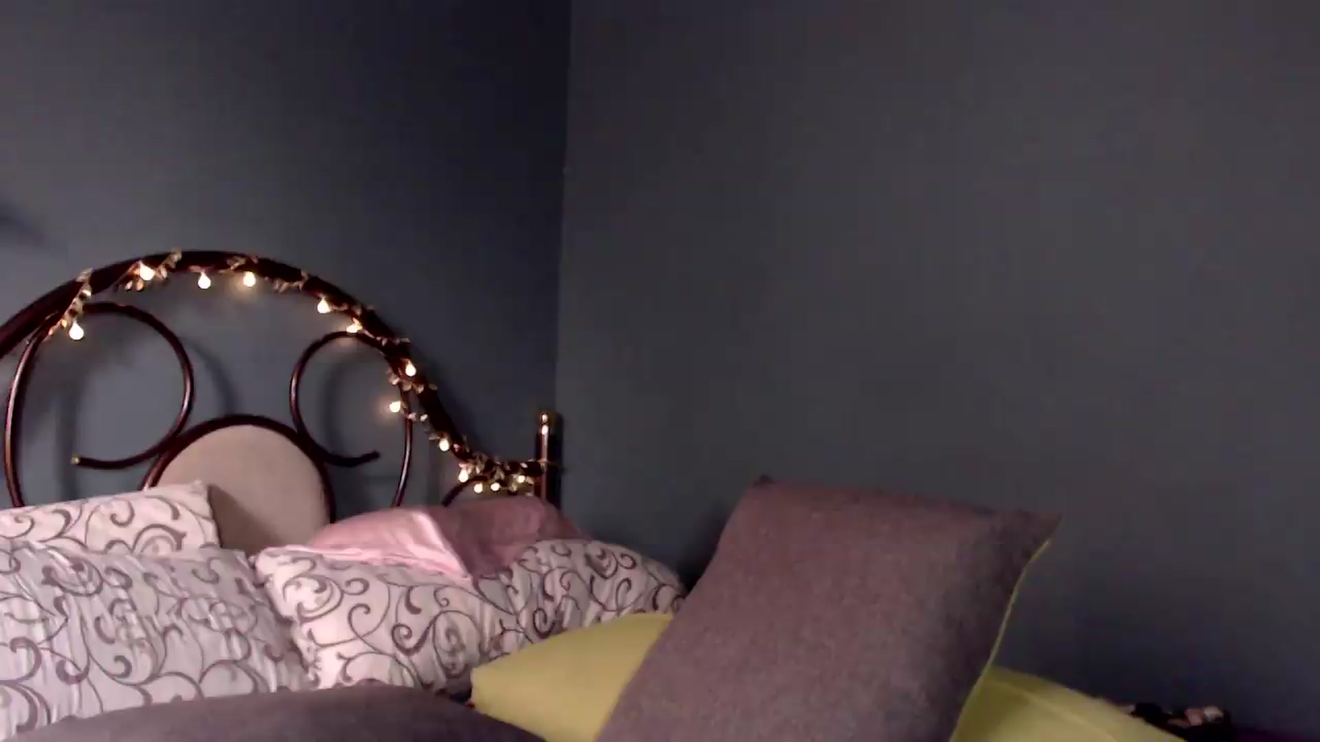Gallery image thumbnail from Wow__kelly's myfreecams stream on, 08/07/2026, 16:06 image 15 of 20