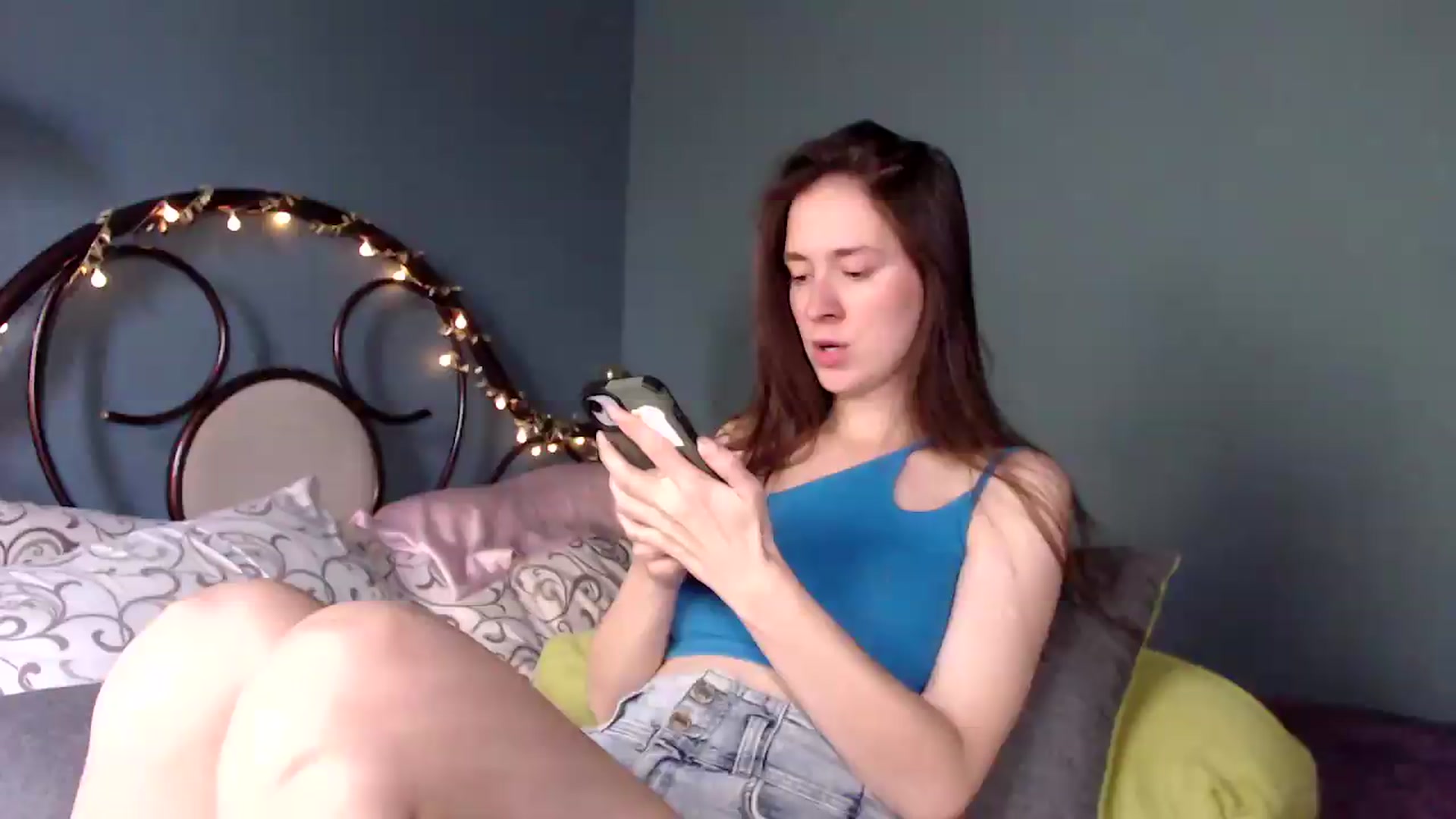 Gallery image thumbnail from Wow__kelly's myfreecams stream on, 08/15/2026, 14:57 image 3 of 20
