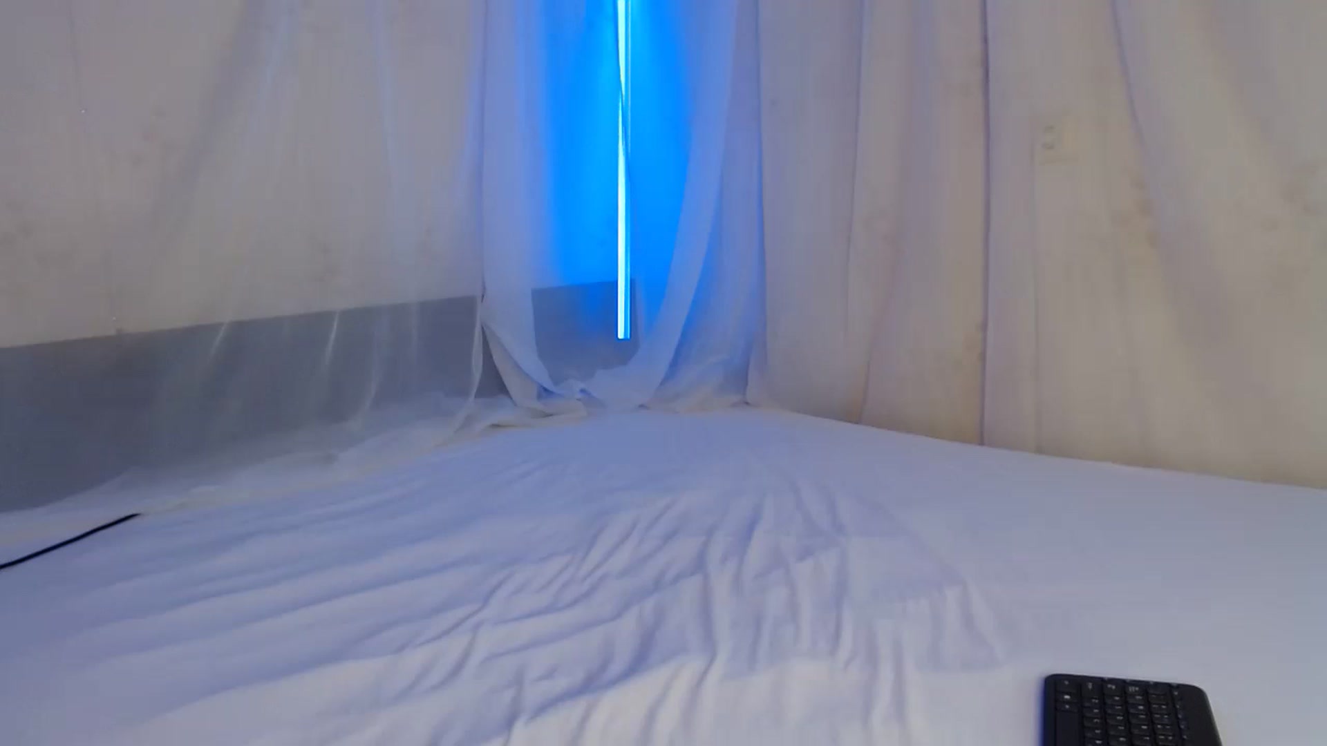 Gallery image thumbnail from Wowww_Page's myfreecams stream on, 12/09/2022, 16:30 image 14 of 20