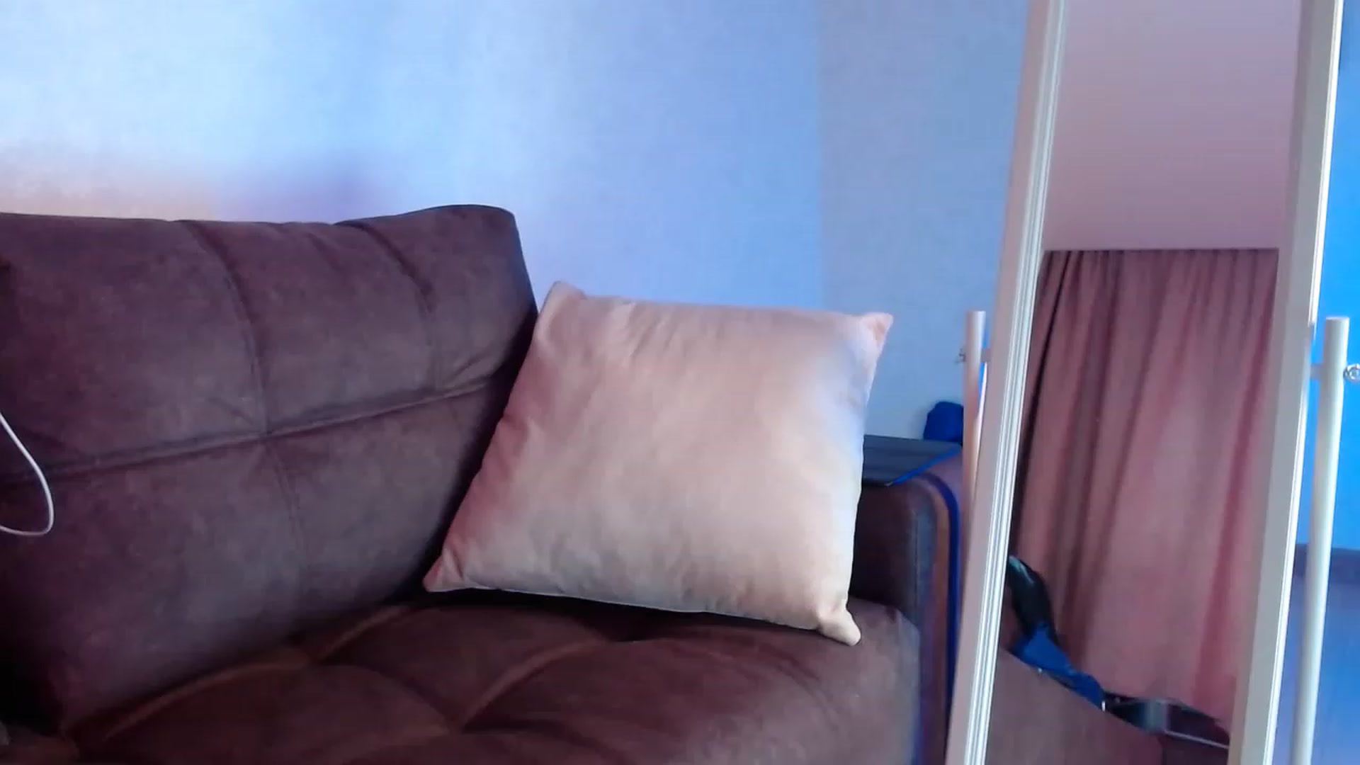 Gallery image thumbnail from Wowww_Page's myfreecams stream on, 04/02/2023, 09:47 image 2 of 20
