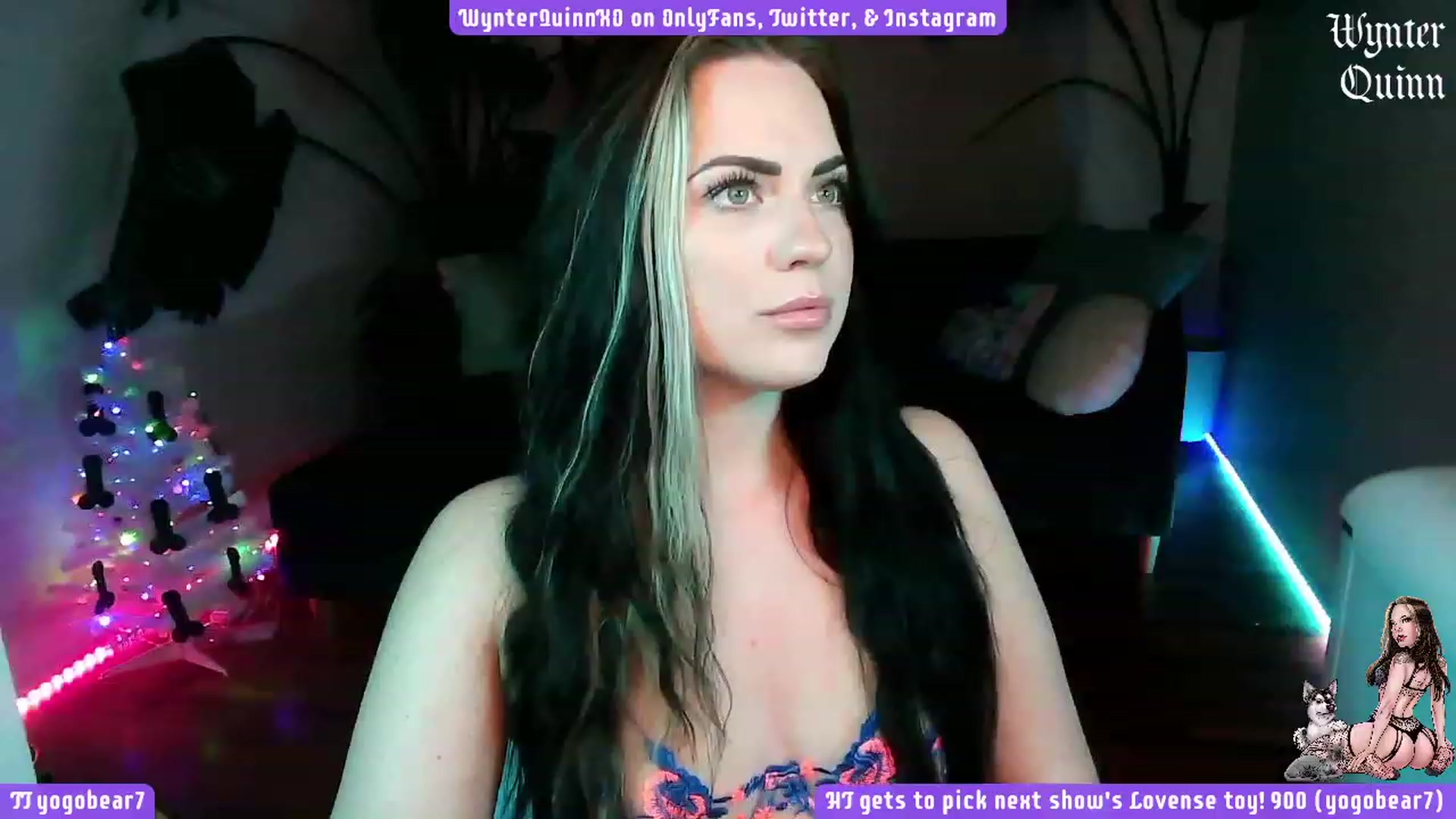 Gallery image thumbnail from WynterQuinnXO's myfreecams stream on, 12/07/2022, 02:05 image 5 of 20