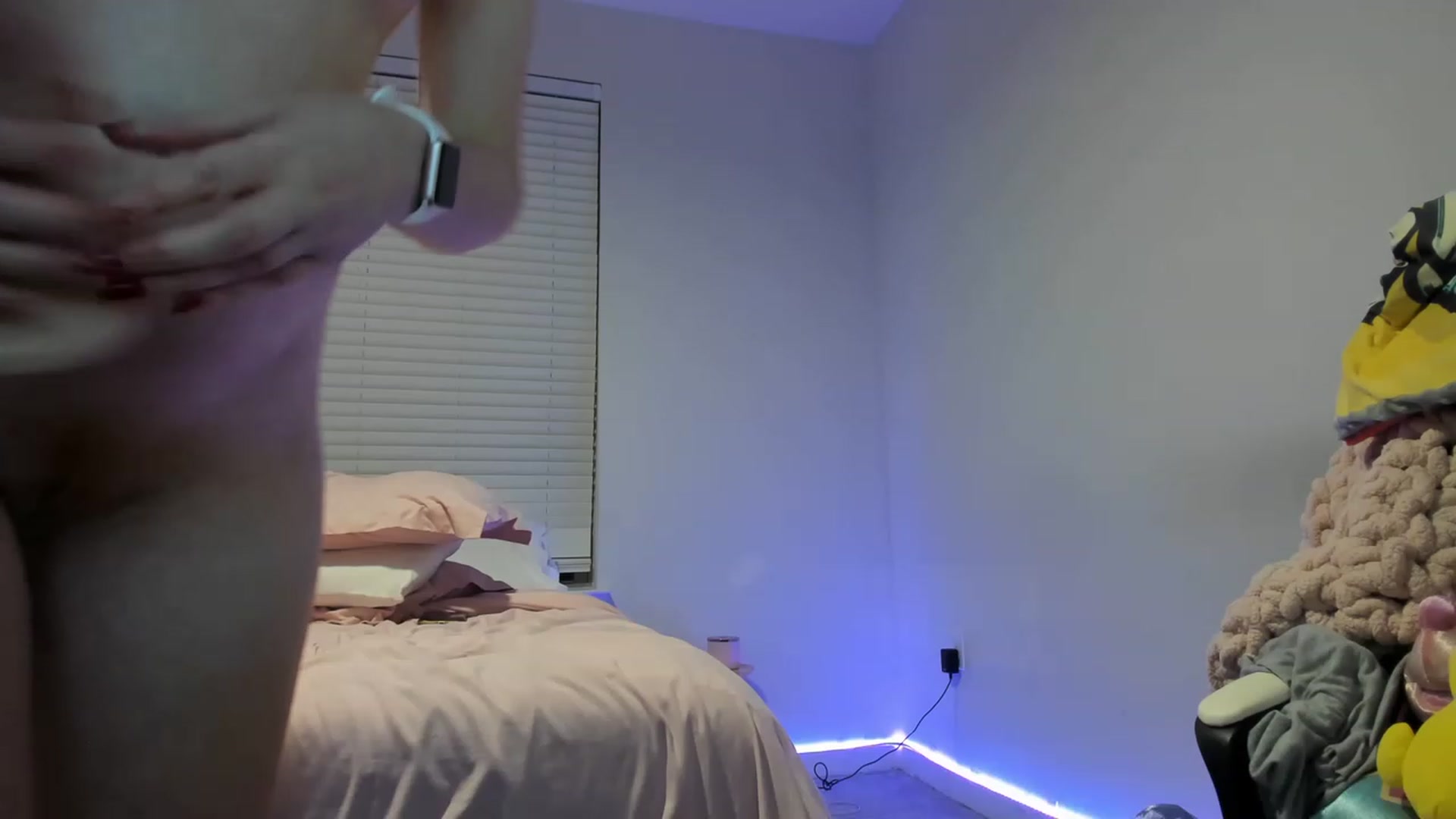 Gallery image thumbnail from Wystricoffin's myfreecams stream on, 01/02/2023, 03:37 image 6 of 20