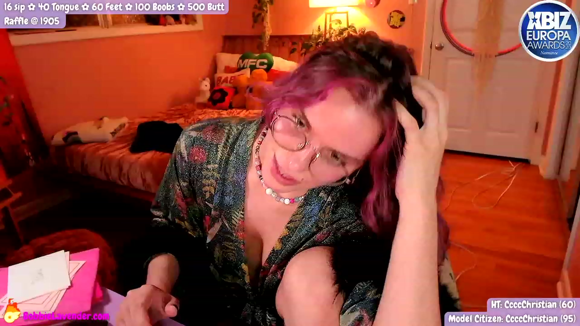 Gallery image thumbnail from XBobbiesWorld's myfreecams stream on, 08/11/2023, 03:08 image 3 of 20
