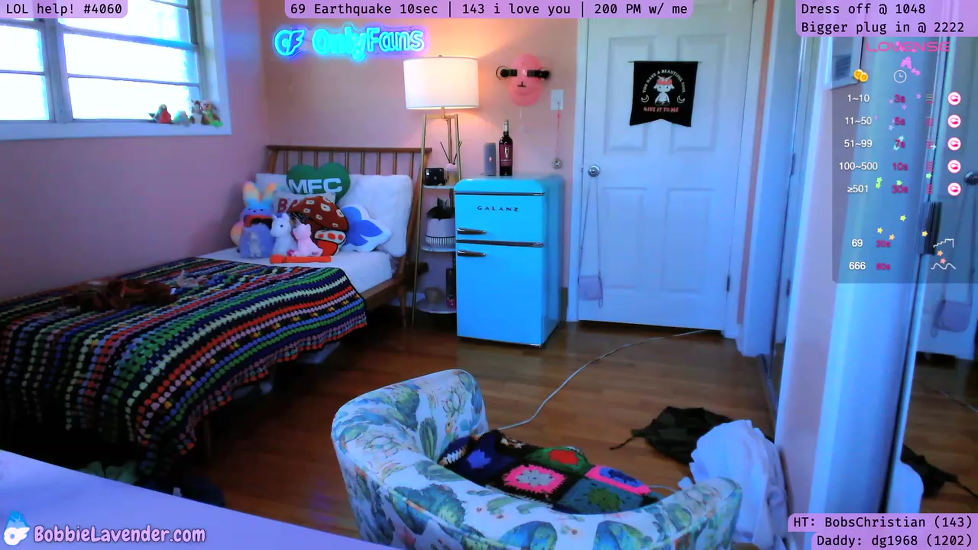 Gallery image thumbnail from XBobbiesWorld's myfreecams stream on, 03/18/2024, 22:19 image 12 of 20