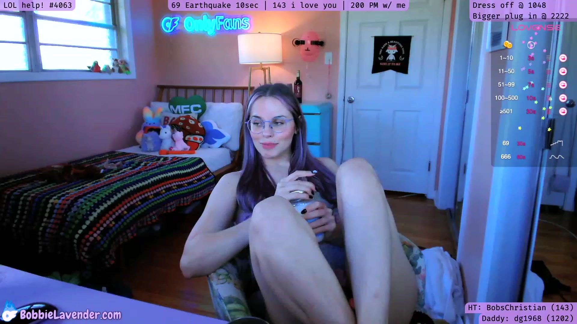 Gallery image thumbnail from XBobbiesWorld's myfreecams stream on, 03/18/2024, 22:19 image 14 of 20