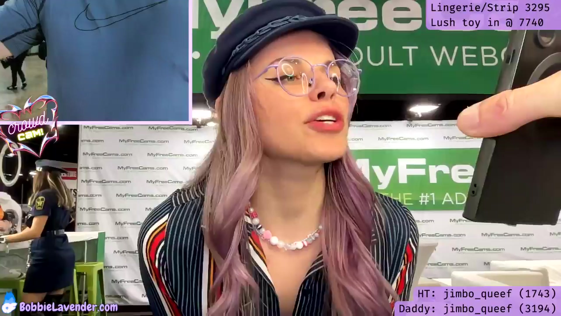 Gallery image thumbnail from XBobbiesWorld's myfreecams stream on, 04/13/2024, 20:32 image 18 of 20