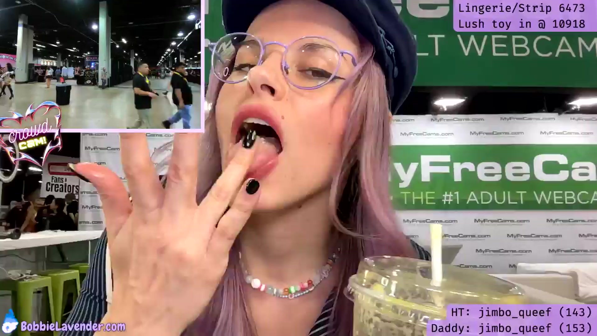 Gallery image thumbnail from XBobbiesWorld's myfreecams stream on, 04/13/2024, 20:32 image 1 of 20