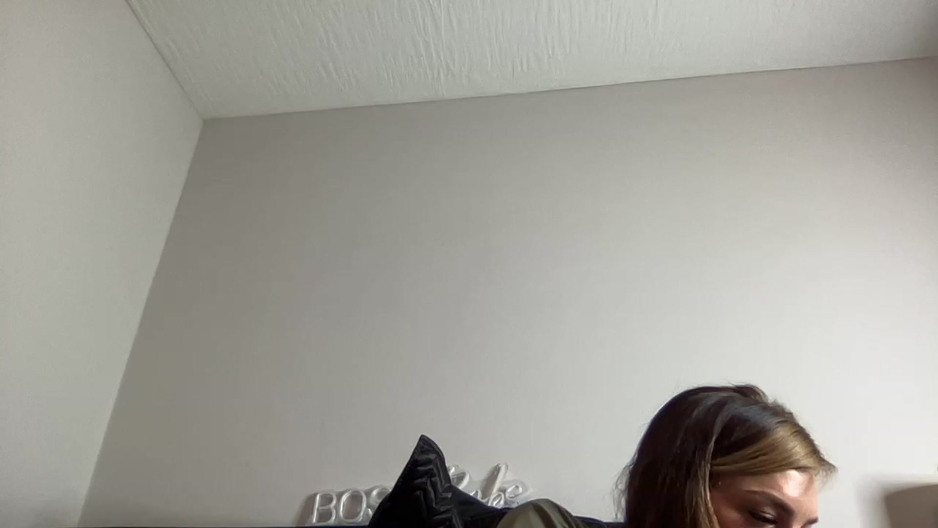 Gallery image thumbnail from XEllieraeX's myfreecams stream on, 12/29/2022, 06:02 image 15 of 20