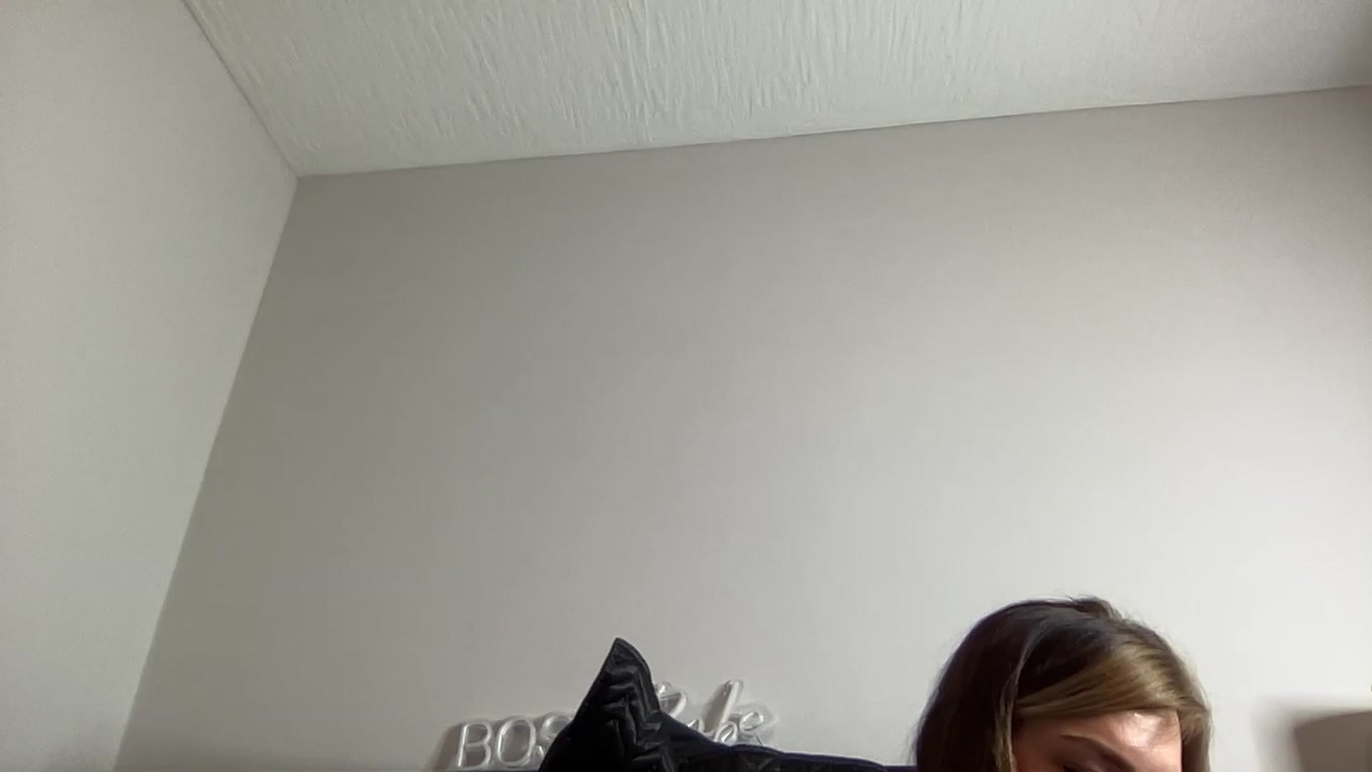 Gallery image thumbnail from XEllieraeX's myfreecams stream on, 12/29/2022, 06:02 image 16 of 20