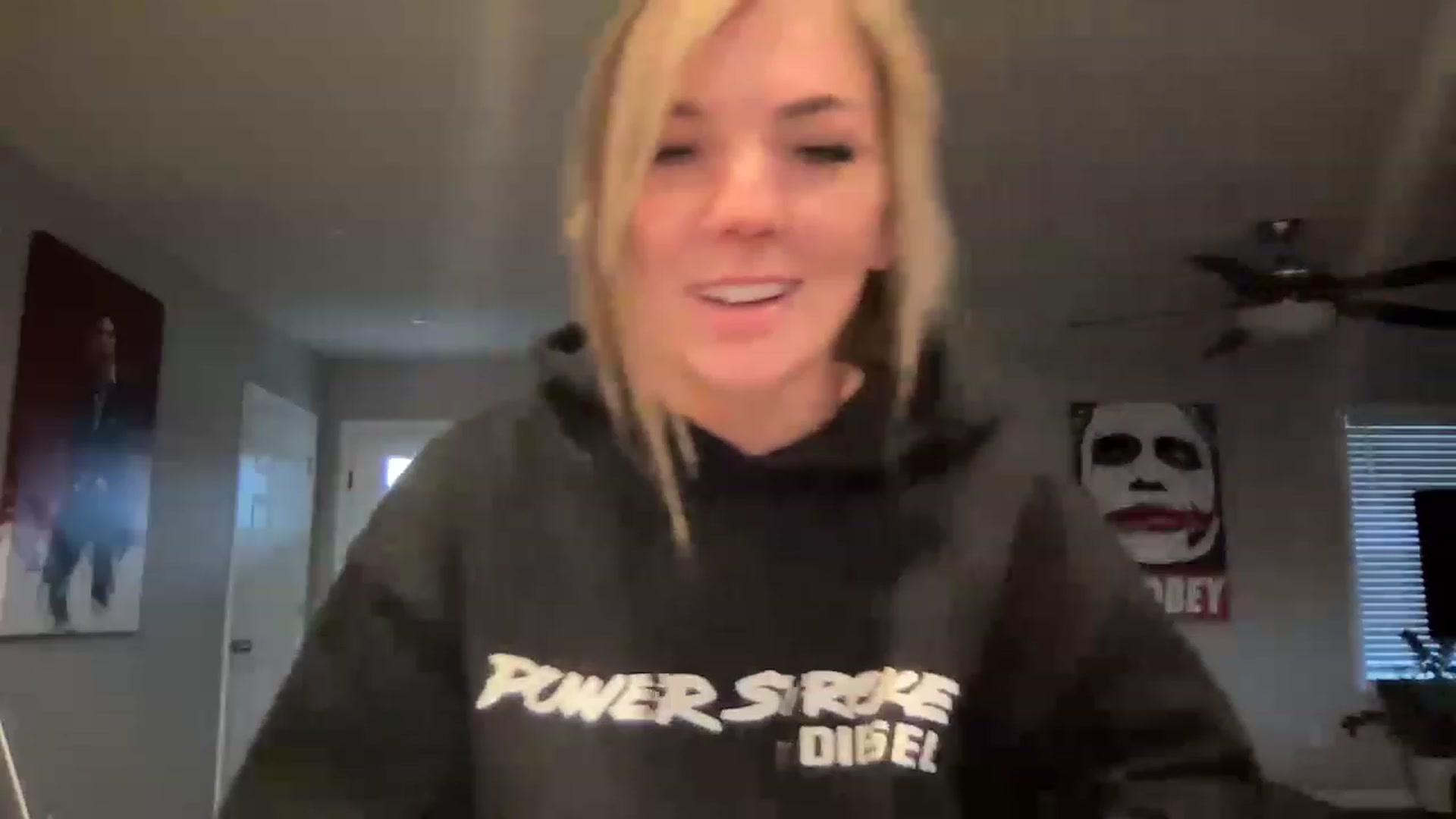 Gallery image thumbnail from XEllieraeX's myfreecams stream on, 01/16/2023, 22:07 image 9 of 20