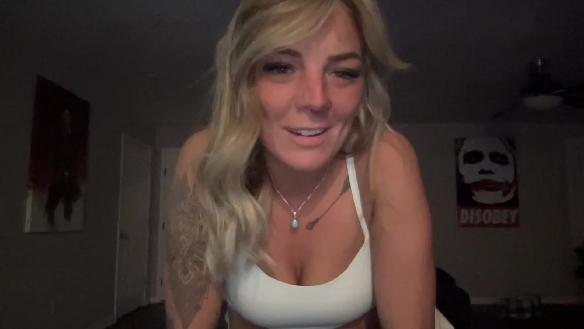 Gallery image thumbnail from XEllieraeX's myfreecams stream on, 02/07/2023, 07:44 image 16 of 20