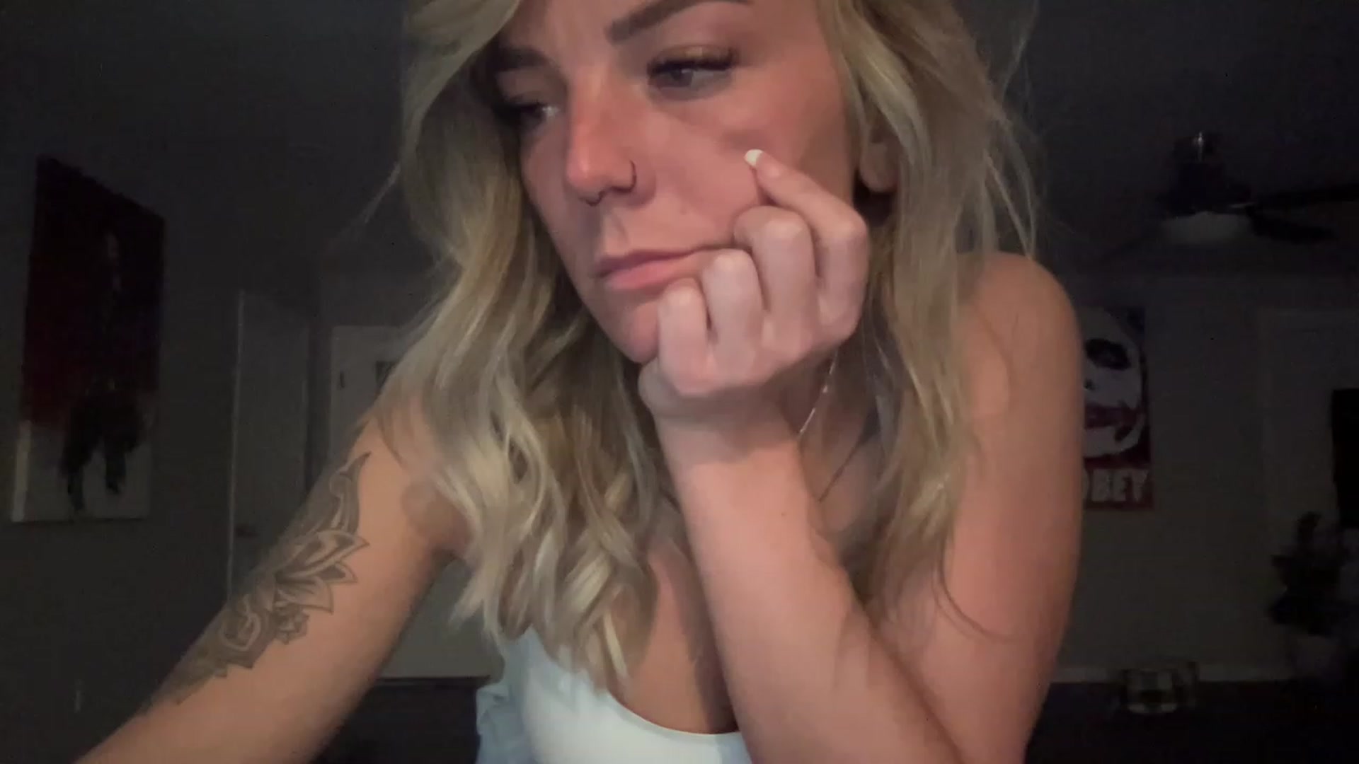 Gallery image thumbnail from XEllieraeX's myfreecams stream on, 02/07/2023, 07:44 image 3 of 20