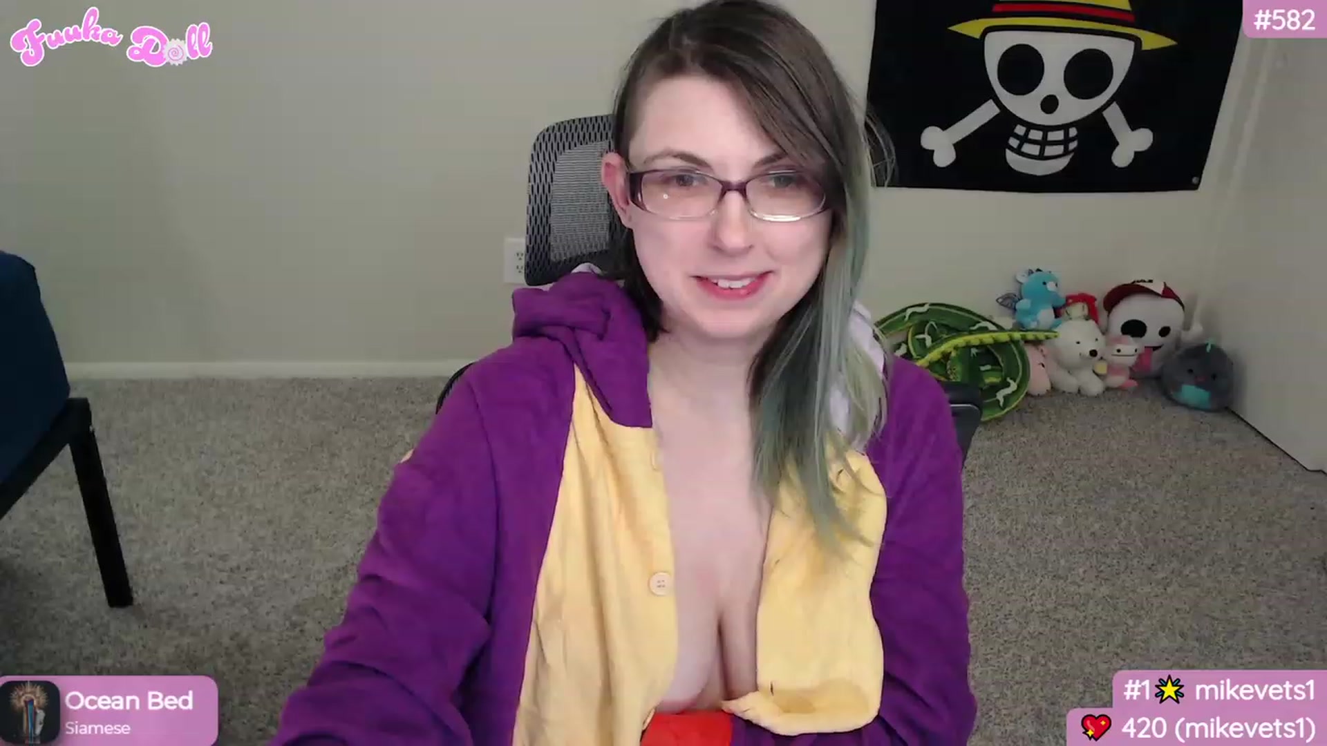 Gallery image thumbnail from XFuukaX's myfreecams stream on, 12/06/2023, 01:54 image 16 of 20