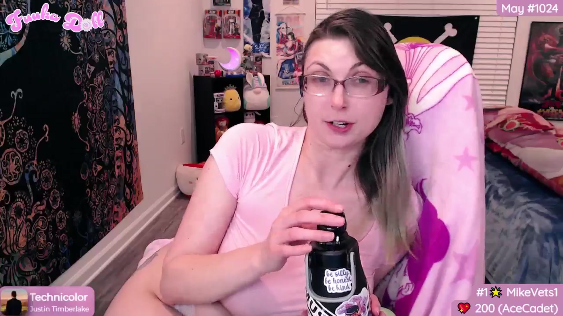 Gallery image thumbnail from XFuukaX's myfreecams stream on, 05/17/2024, 06:09 image 5 of 20
