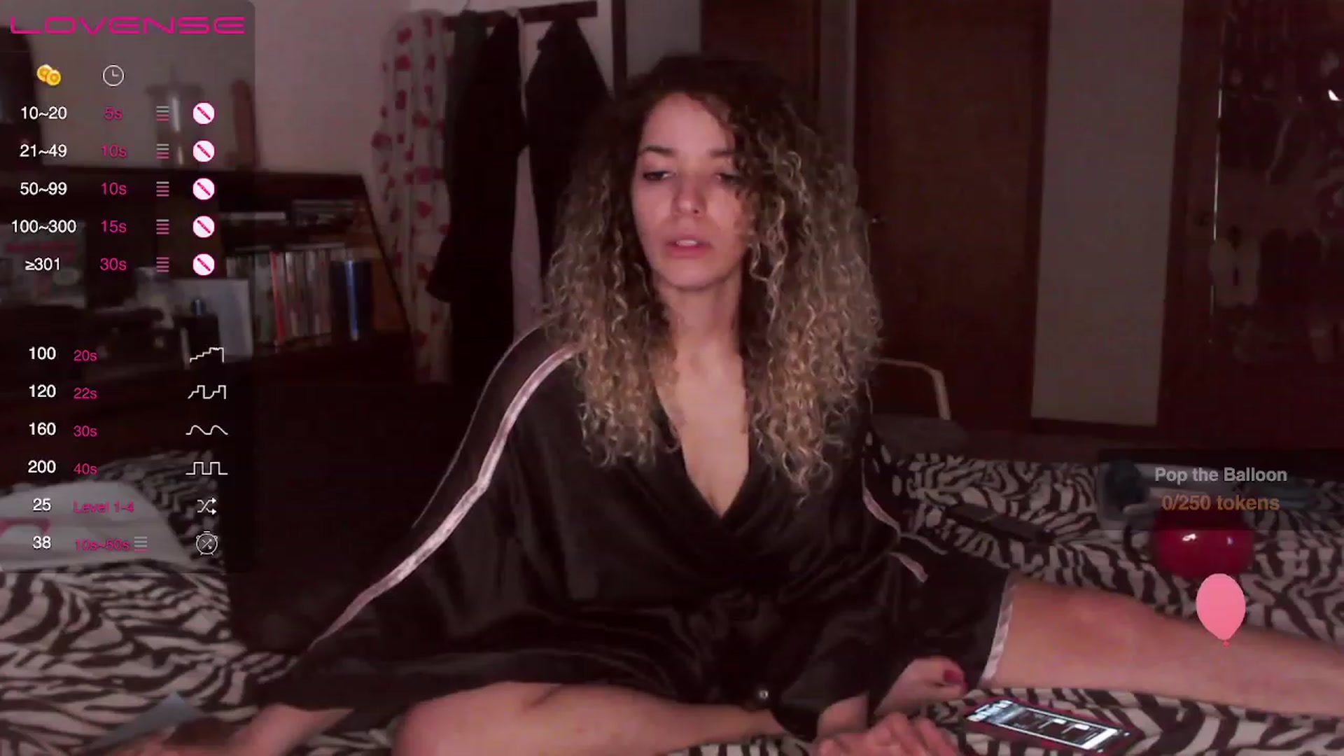 Gallery image thumbnail from XKushKittyX's myfreecams stream on, 12/21/2022, 20:53 image 11 of 20