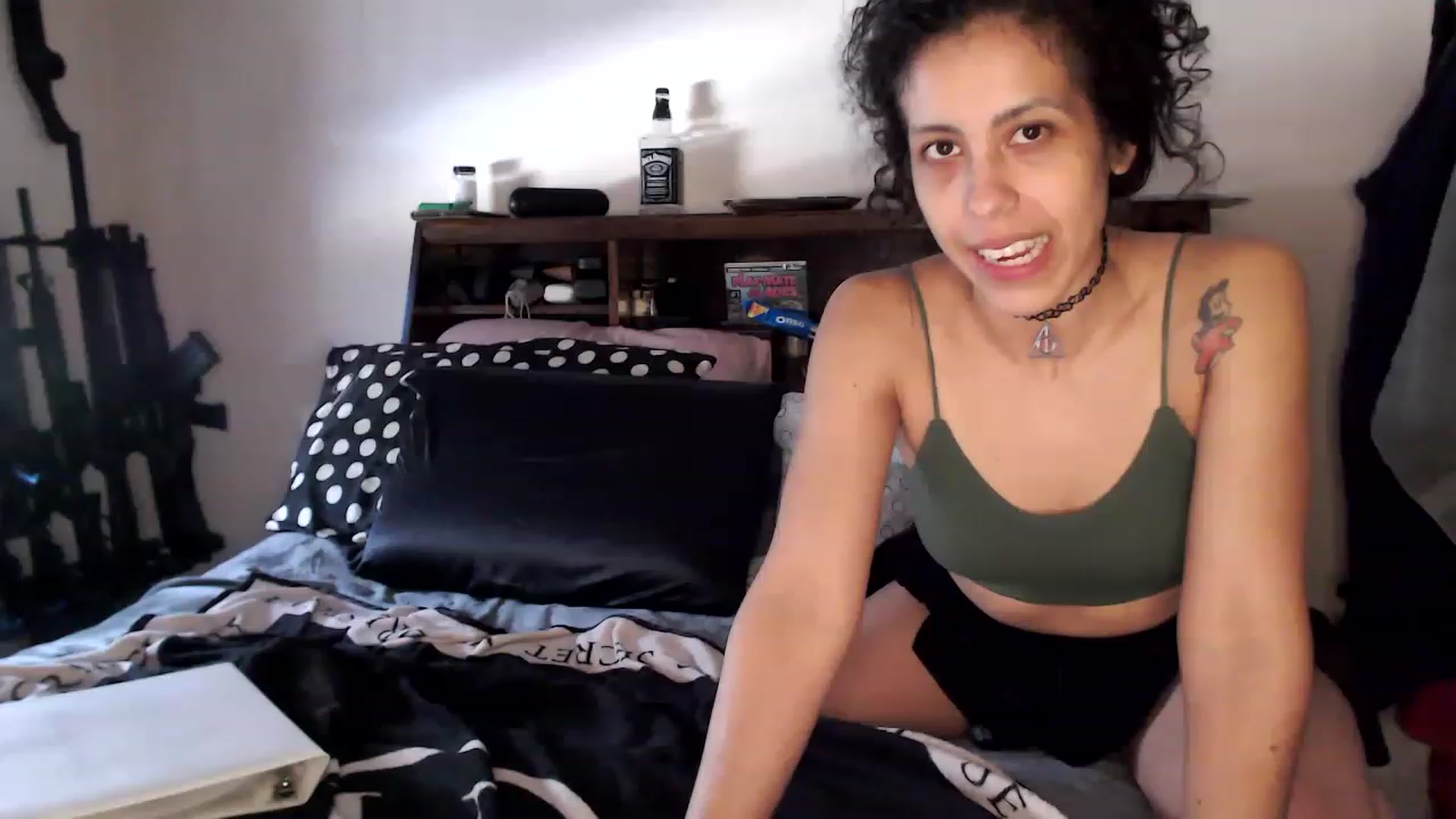 Gallery image thumbnail from XKushKittyX's myfreecams stream on, 02/18/2023, 20:33 image 15 of 20