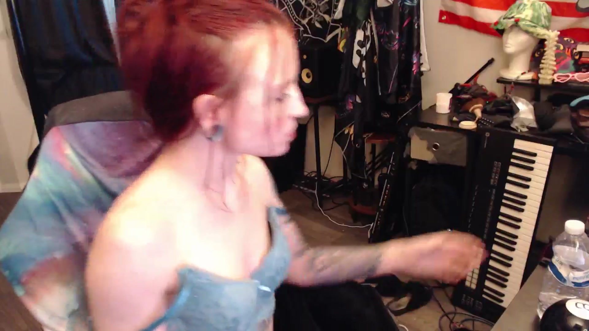 Gallery image thumbnail from XLilithxMoonX's myfreecams stream on, 01/02/2026, 08:32 image 13 of 20