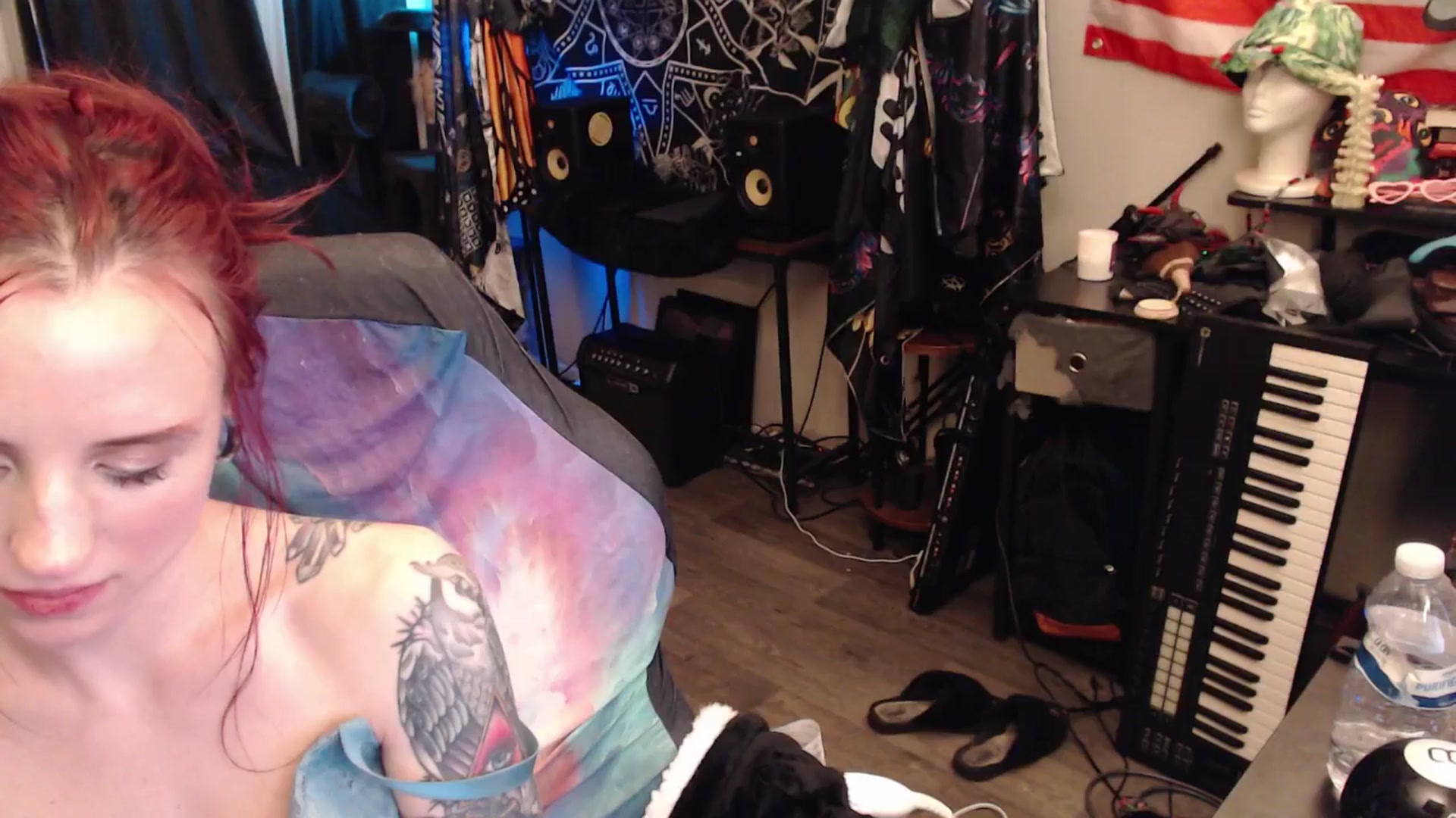 Gallery image thumbnail from XLilithxMoonX's myfreecams stream on, 01/02/2026, 08:32 image 15 of 20