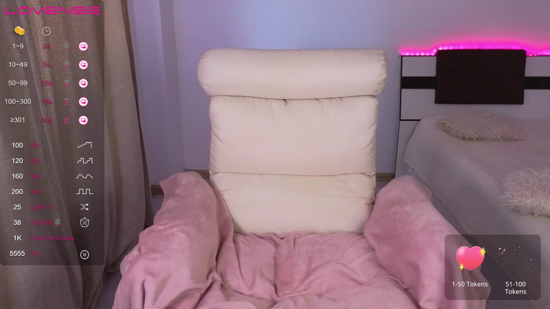 Gallery image thumbnail from XLorraine's myfreecams stream on, 08/23/2023, 16:34 image 8 of 20